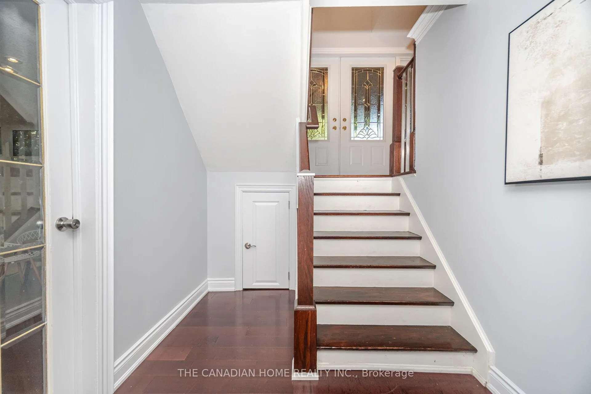 Photo 40 of 207 Penn Drive, Burlington, Roseland — HOMEH