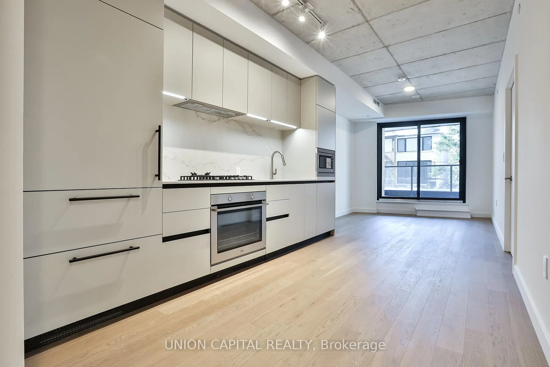 Photo 8 of Unit 222, 1720 Bayview Avenue, Toronto, Mount Pleasant East — HOMEH