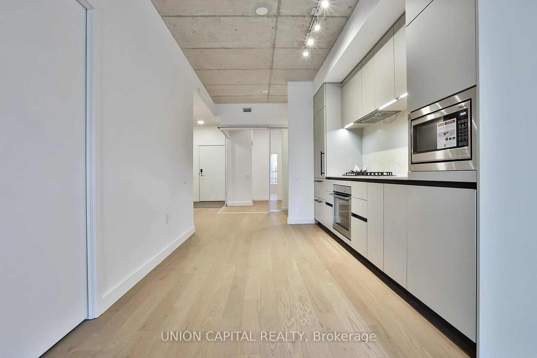 Photo 11 of Unit 222, 1720 Bayview Avenue, Toronto, Mount Pleasant East — HOMEH