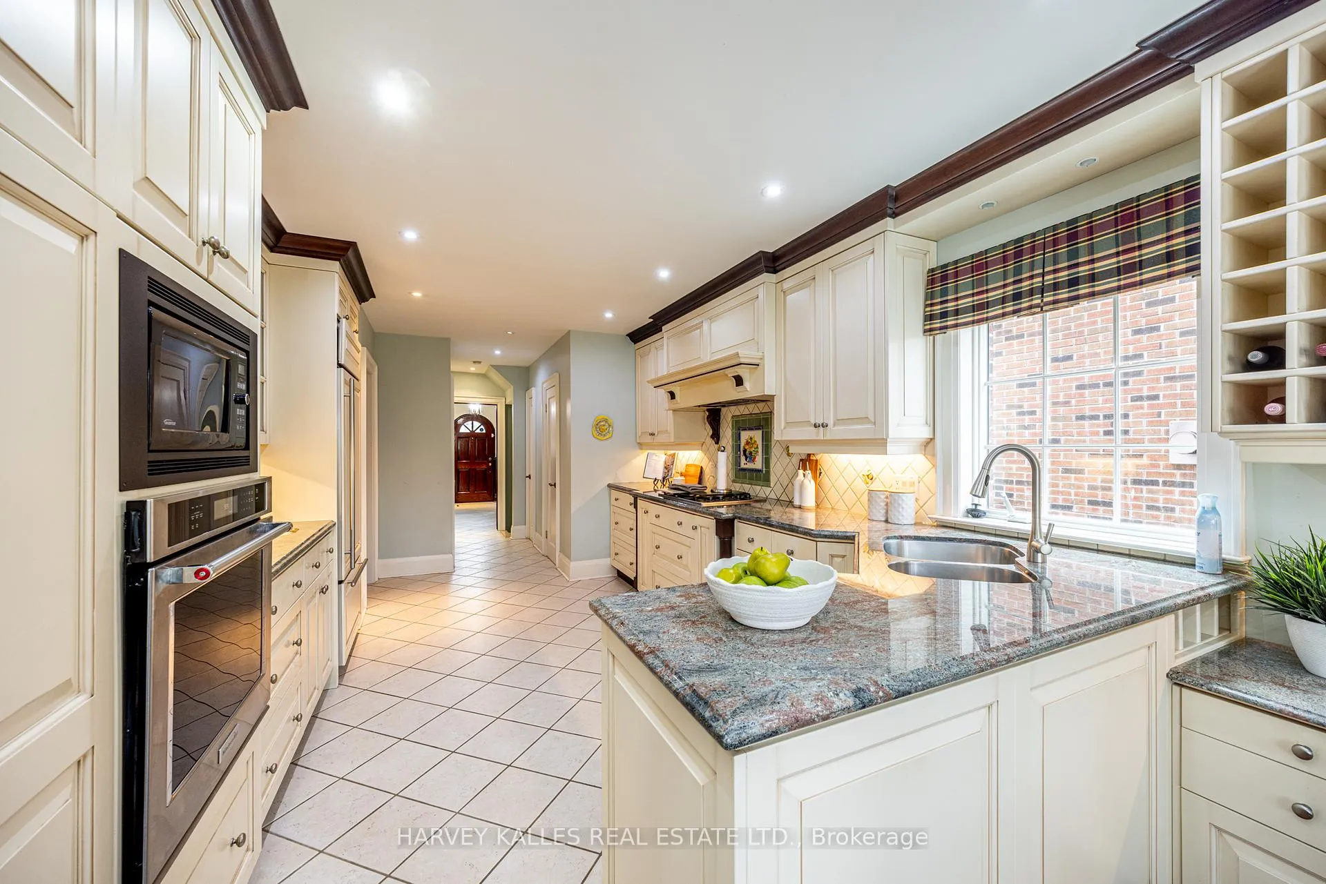Photo 13 of 34 Tarlton Road, Toronto, Forest Hill South — HOMEH