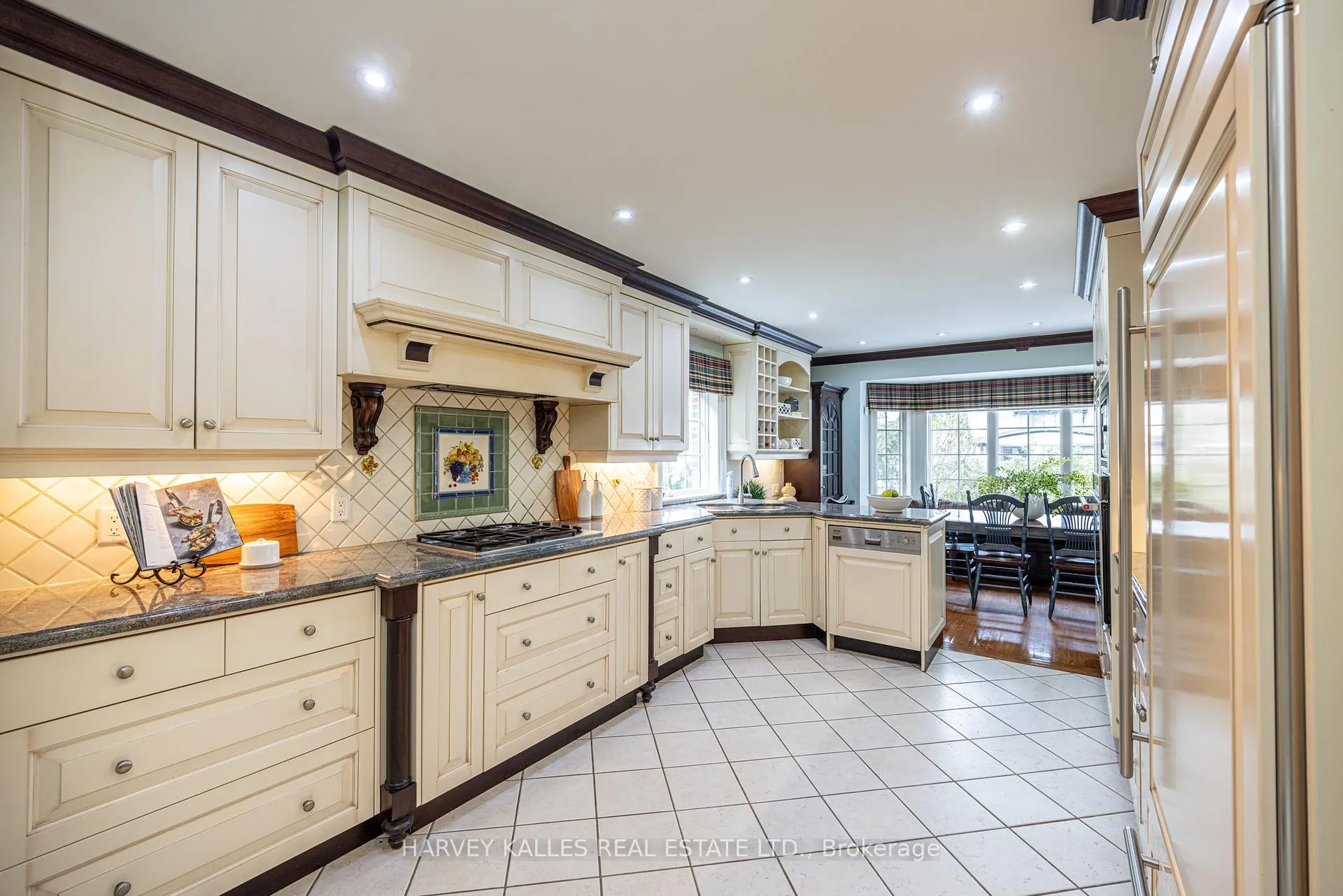 Photo 15 of 34 Tarlton Road, Toronto, Forest Hill South — HOMEH