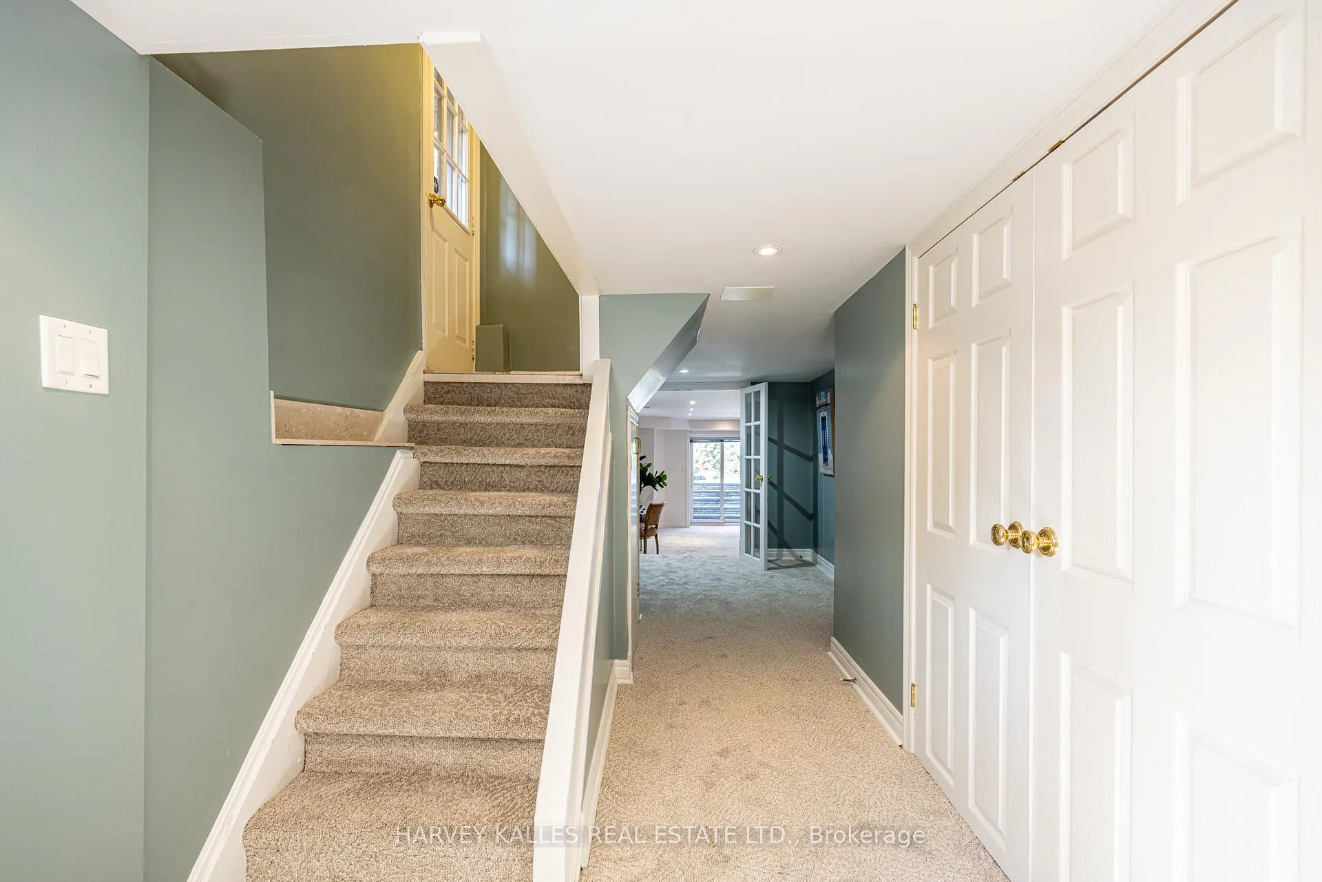 Photo 35 of 34 Tarlton Road, Toronto, Forest Hill South — HOMEH