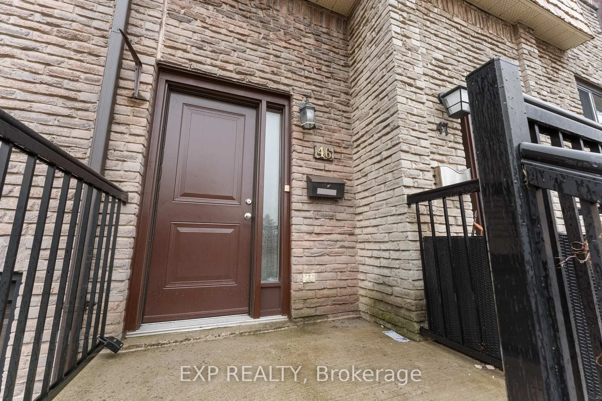 Photo 5 of Unit 46, 1512 Sixth Line, Oakville, College Park — HOMEH