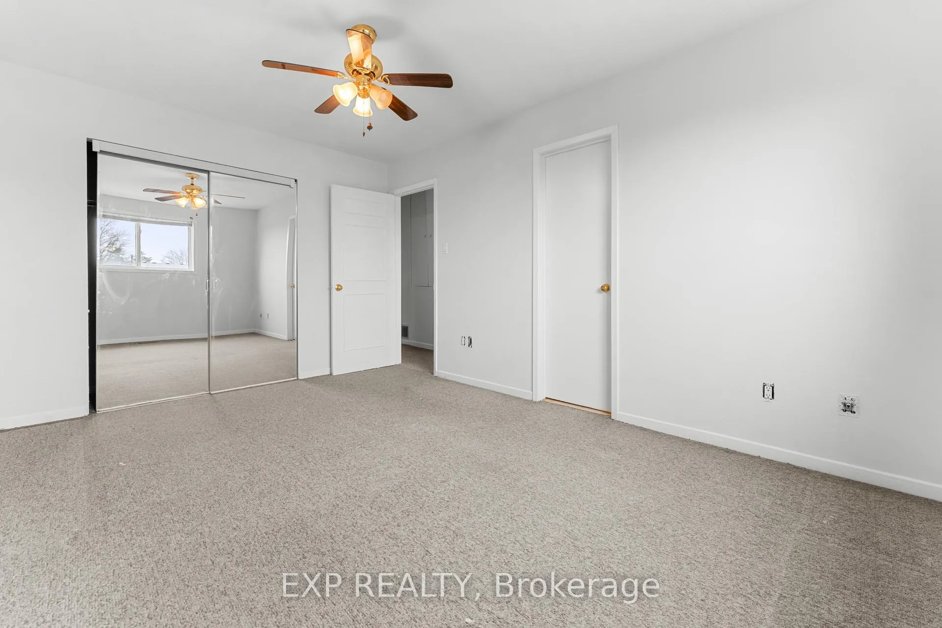 Photo 22 of Unit 46, 1512 Sixth Line, Oakville, College Park — HOMEH