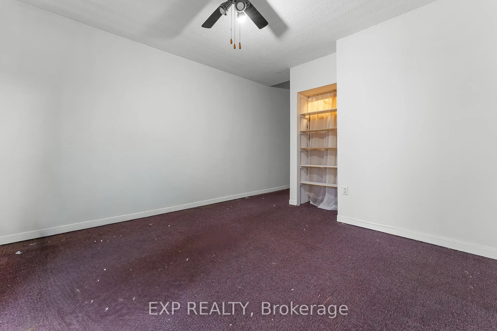 Photo 32 of Unit 46, 1512 Sixth Line, Oakville, College Park — HOMEH