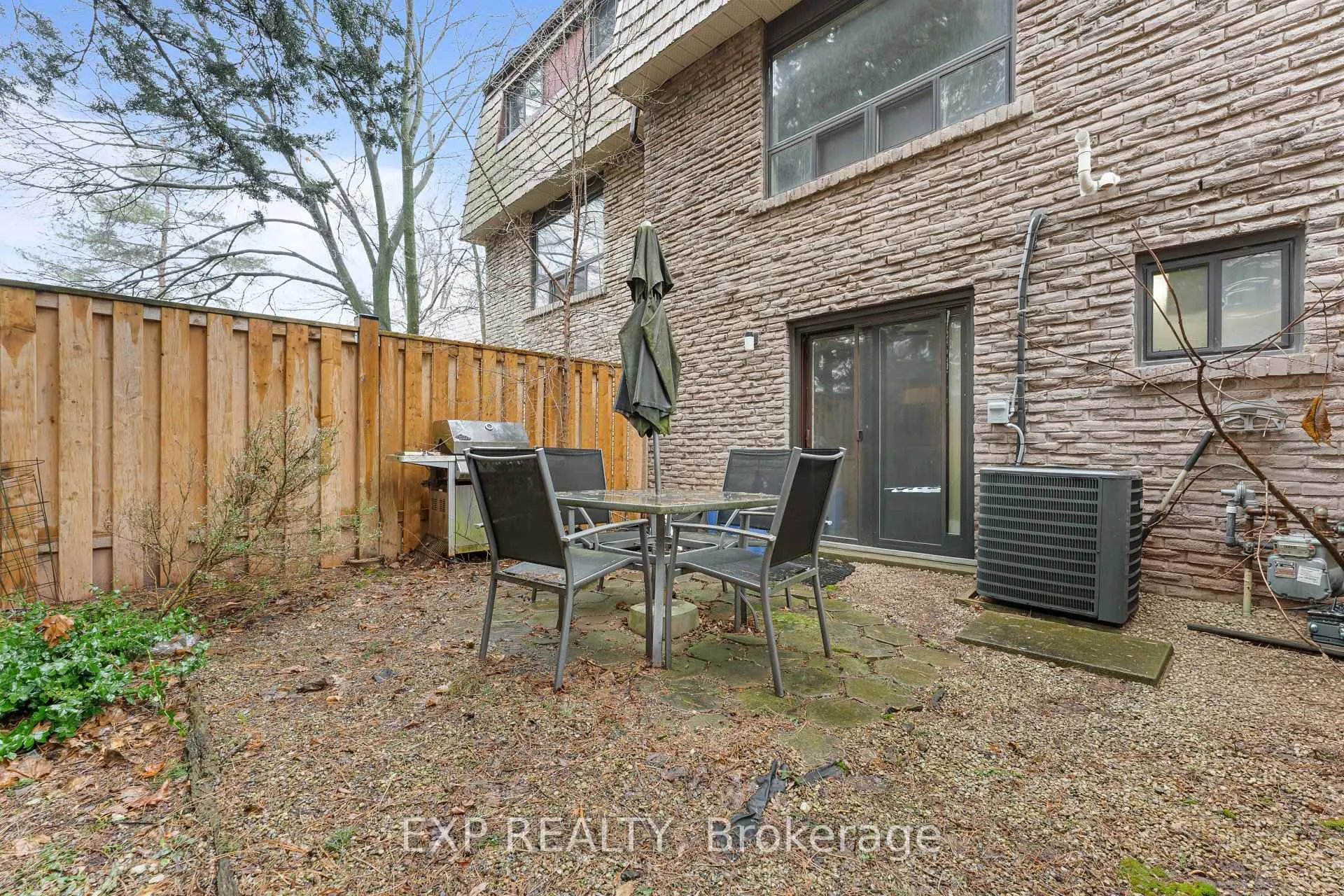 Photo 35 of Unit 46, 1512 Sixth Line, Oakville, College Park — HOMEH