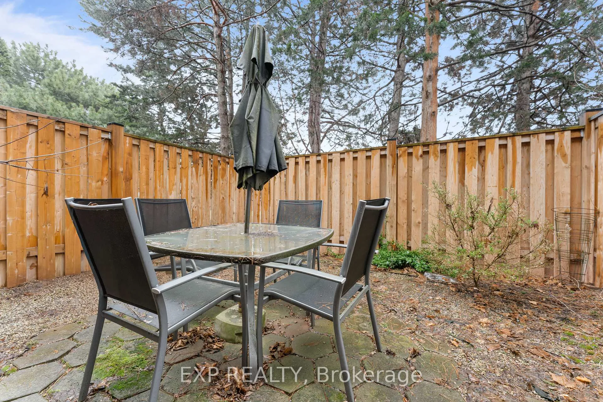 Photo 36 of Unit 46, 1512 Sixth Line, Oakville, College Park — HOMEH