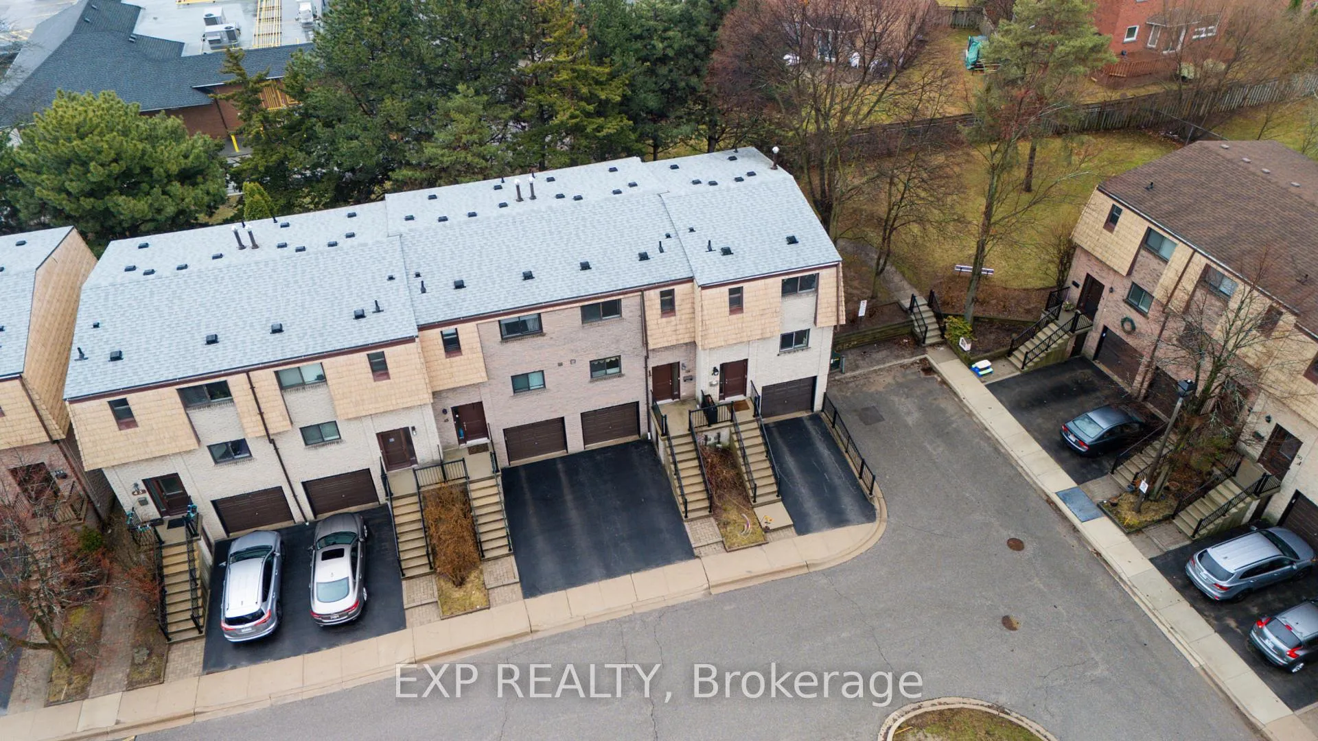 Photo 37 of Unit 46, 1512 Sixth Line, Oakville, College Park — HOMEH
