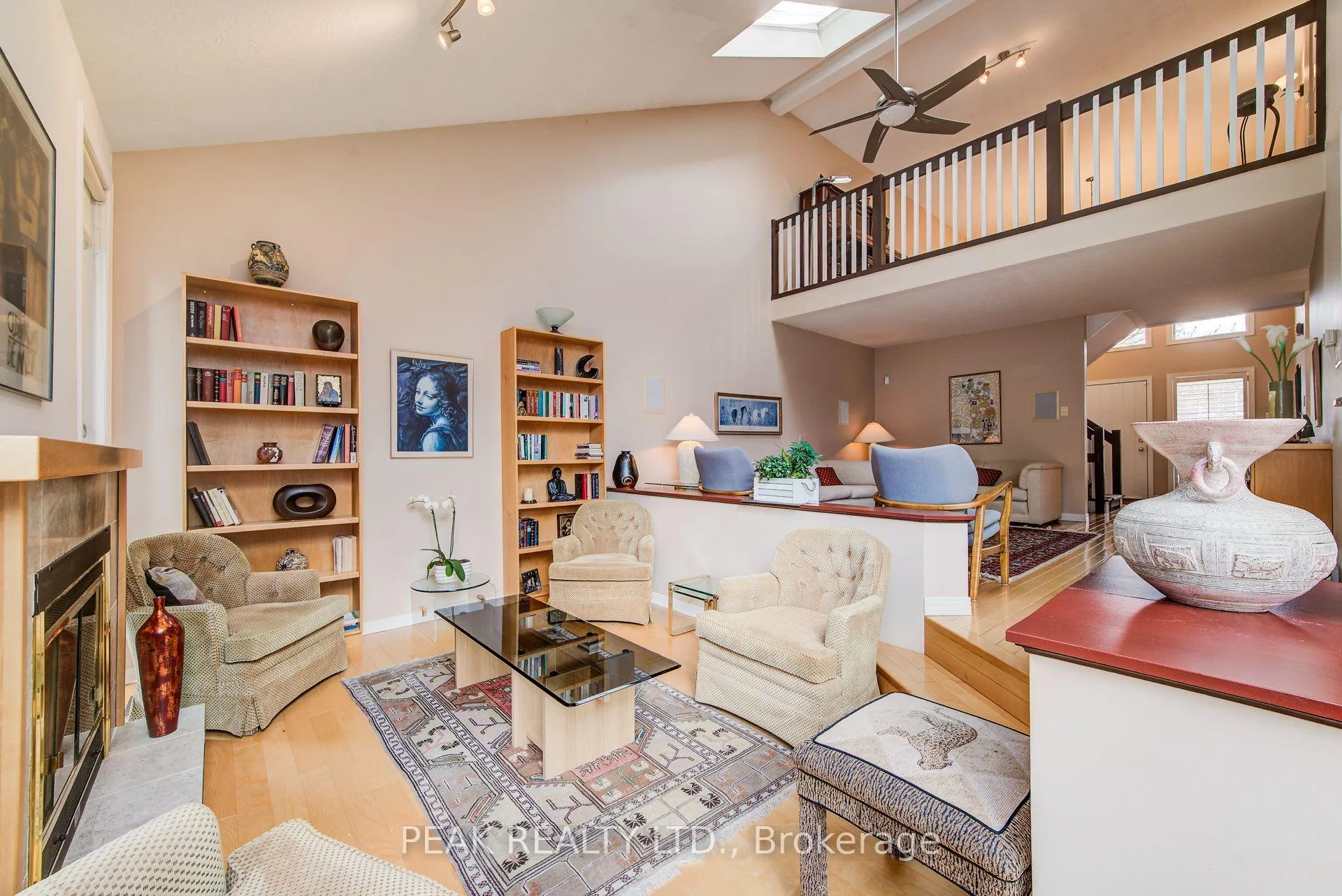 Photo 8 of 327 Wyecroft Boulevard, Waterloo — HOMEH