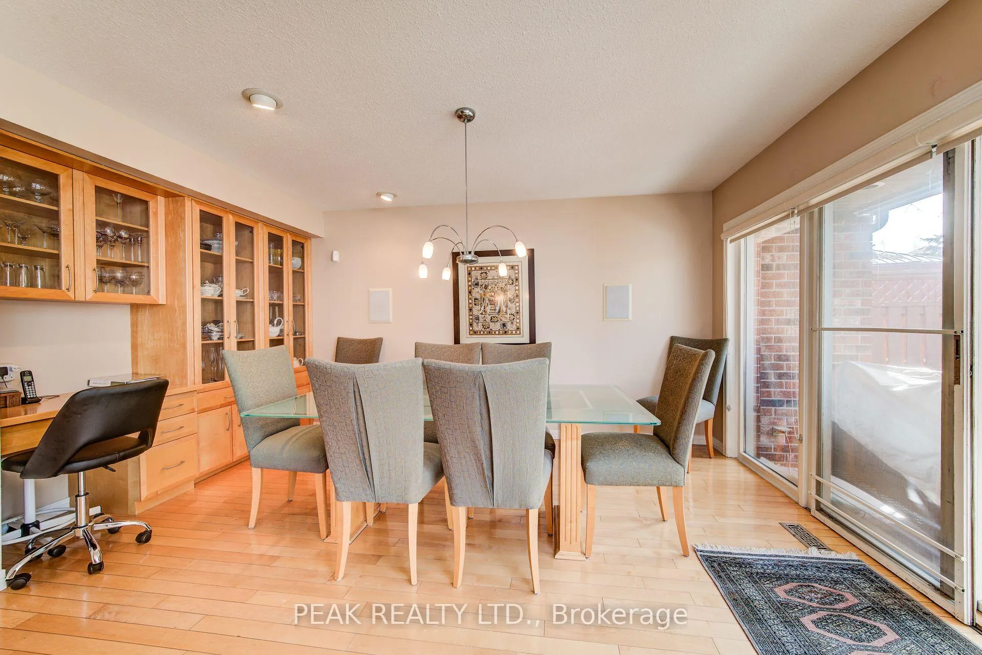 Photo 13 of 327 Wyecroft Boulevard, Waterloo — HOMEH