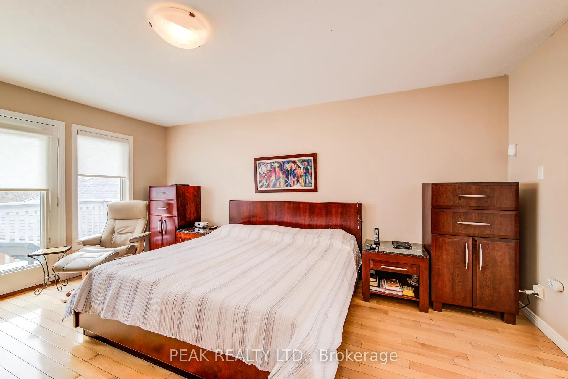 Photo 19 of 327 Wyecroft Boulevard, Waterloo — HOMEH