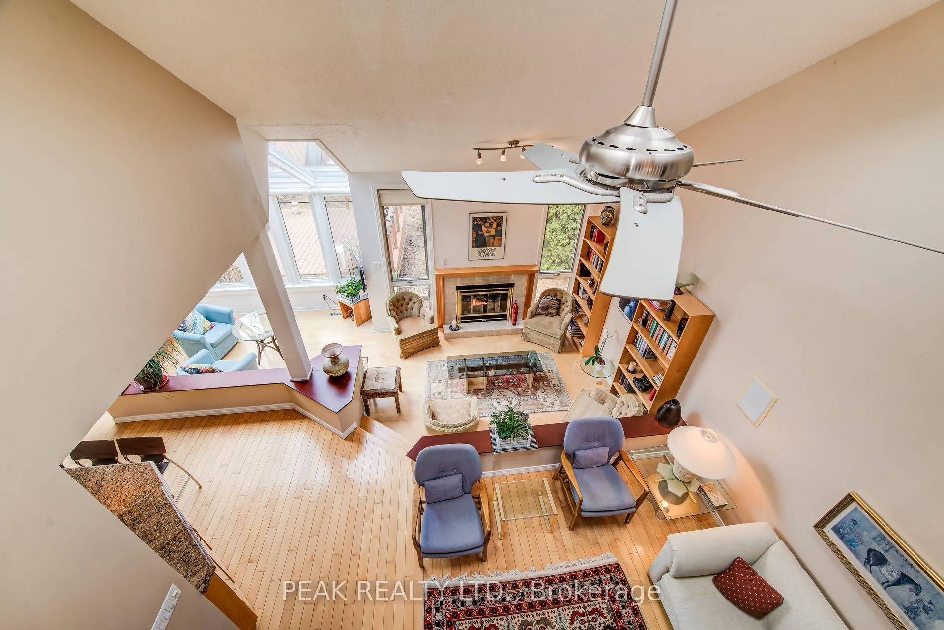 Photo 25 of 327 Wyecroft Boulevard, Waterloo — HOMEH