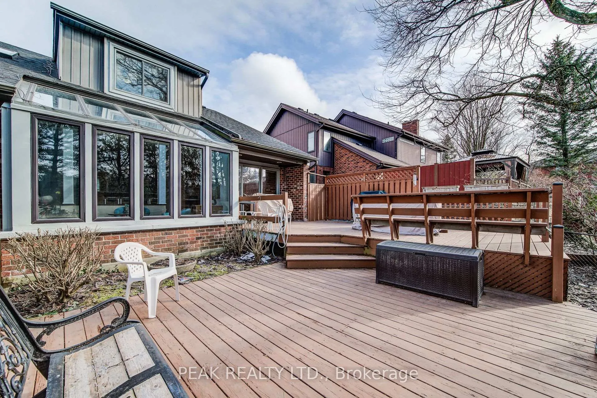Photo 39 of 327 Wyecroft Boulevard, Waterloo — HOMEH