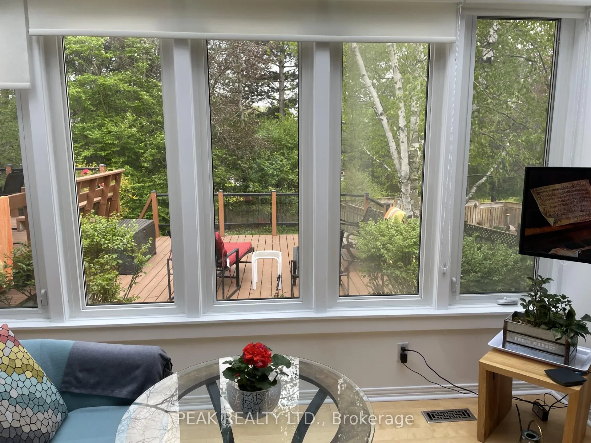 Photo 45 of 327 Wyecroft Boulevard, Waterloo — HOMEH