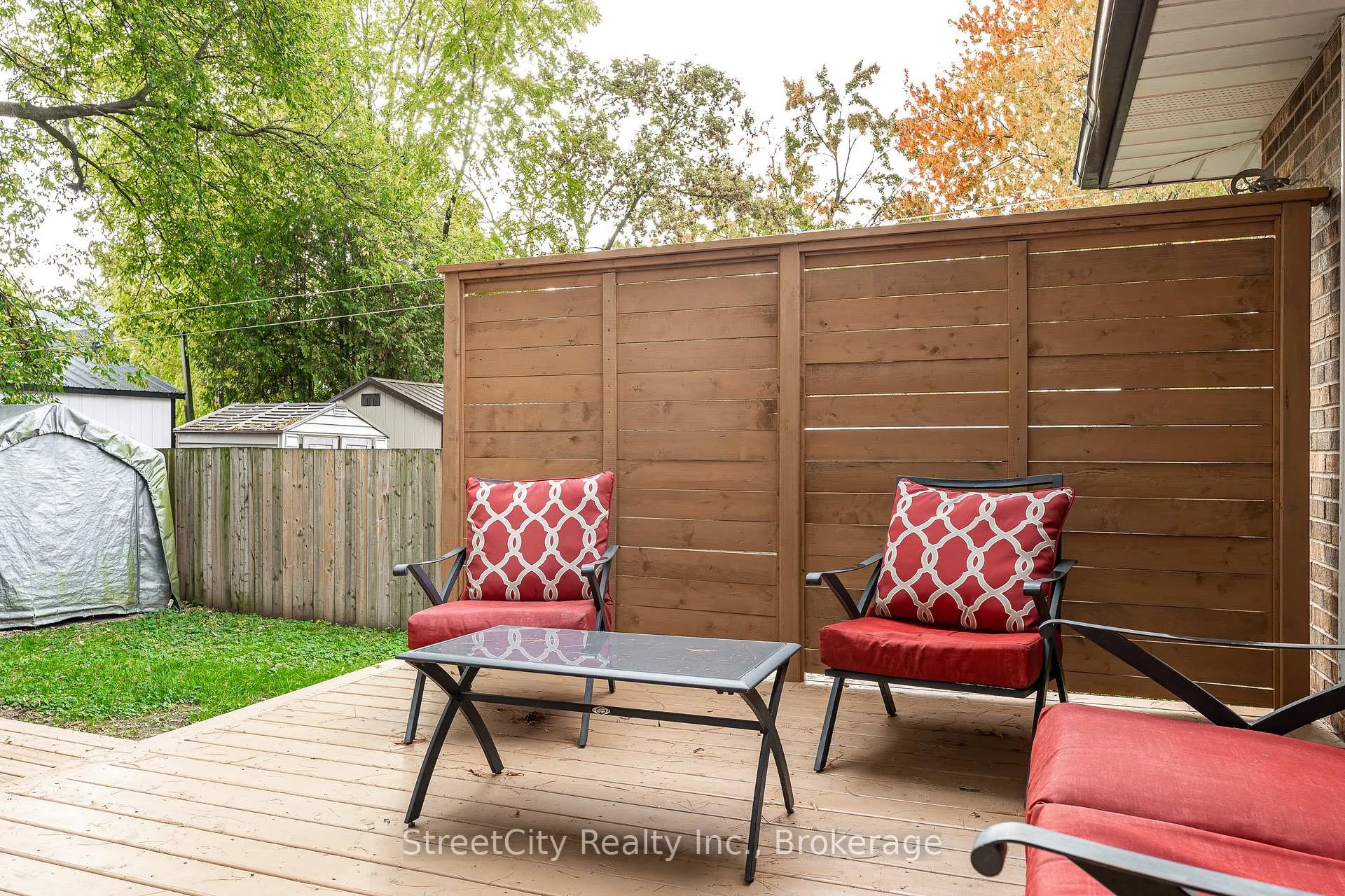 Photo 9 of 525 Albert Street E, Stratford — HOMEH