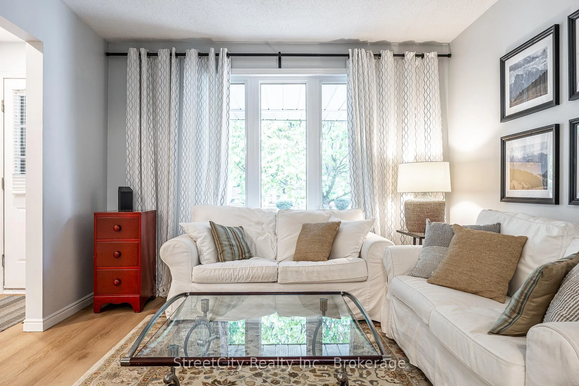 Photo 16 of 525 Albert Street E, Stratford — HOMEH