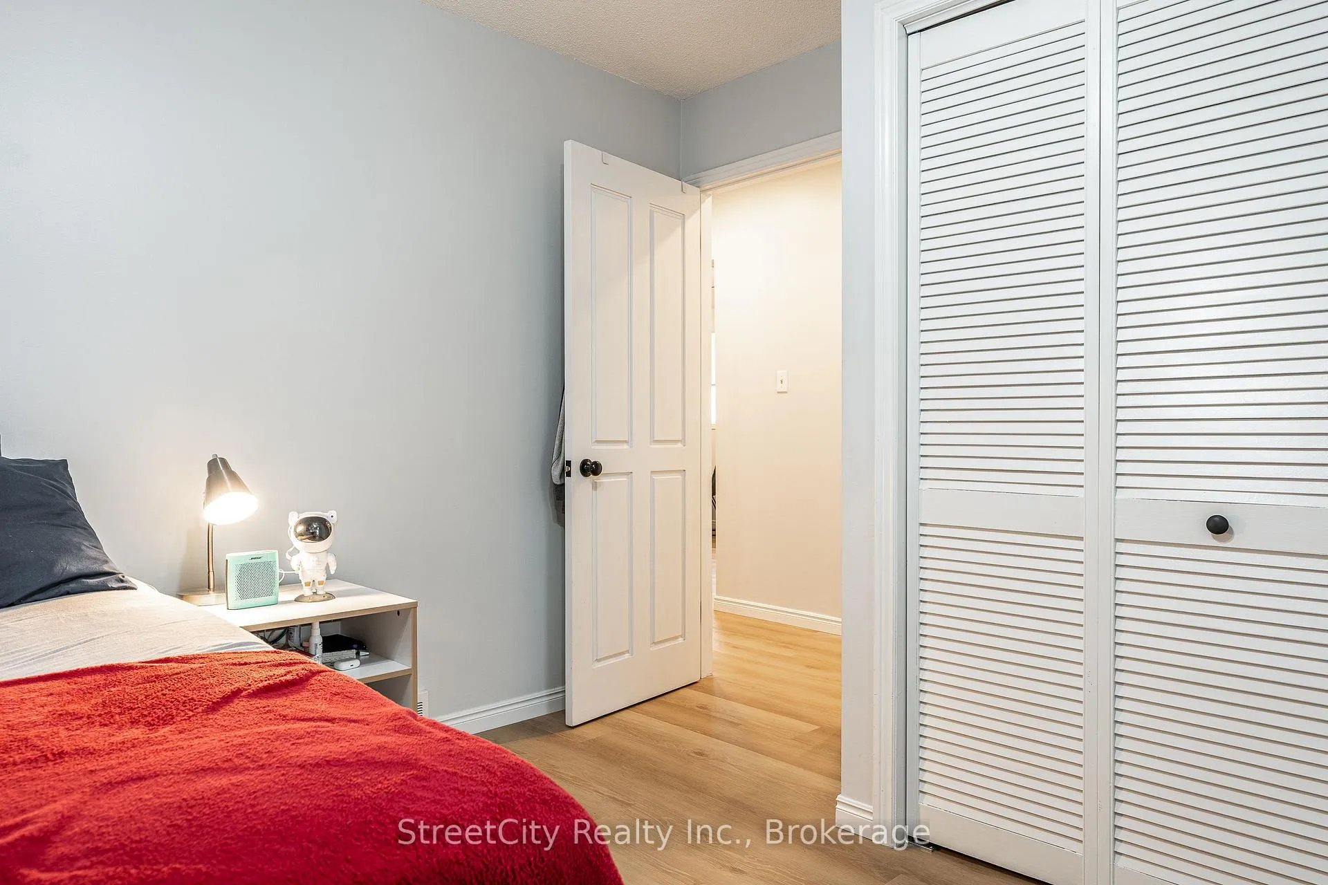 Photo 29 of 525 Albert Street E, Stratford — HOMEH