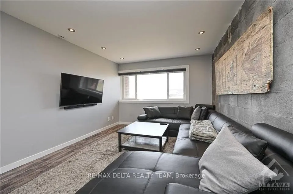 Photo 4 of Unit 104, 2041 Arrowsmith Drive, Ottawa, Beacon Hill South — HOMEH