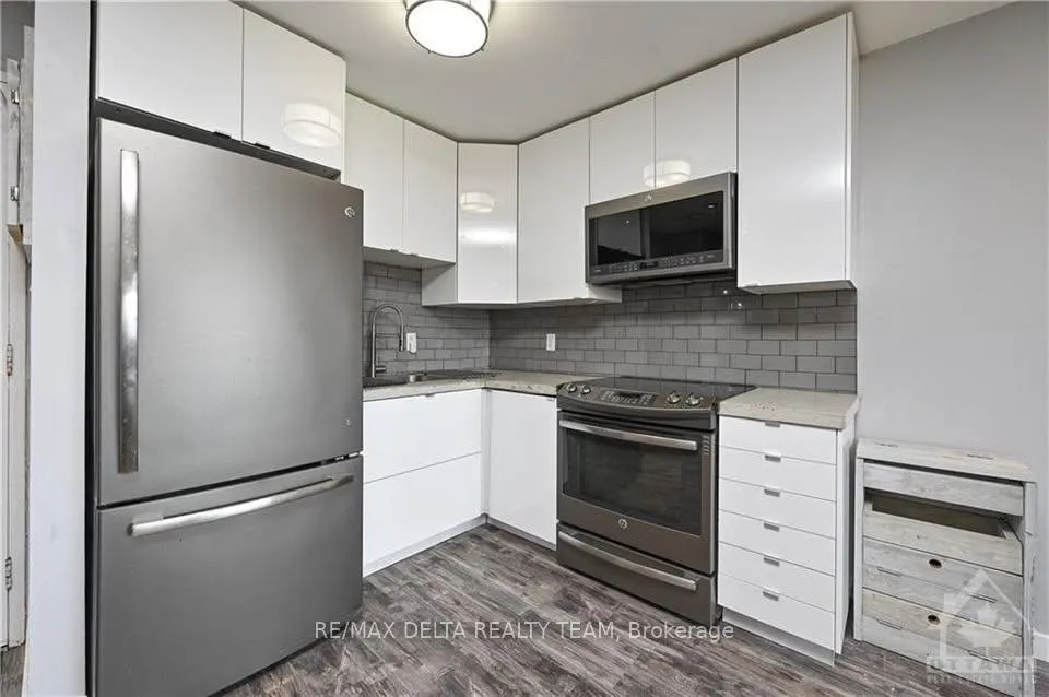 Photo 6 of Unit 104, 2041 Arrowsmith Drive, Ottawa, Beacon Hill South — HOMEH