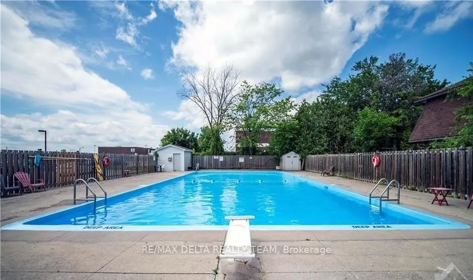 Photo 11 of Unit 104, 2041 Arrowsmith Drive, Ottawa, Beacon Hill South — HOMEH