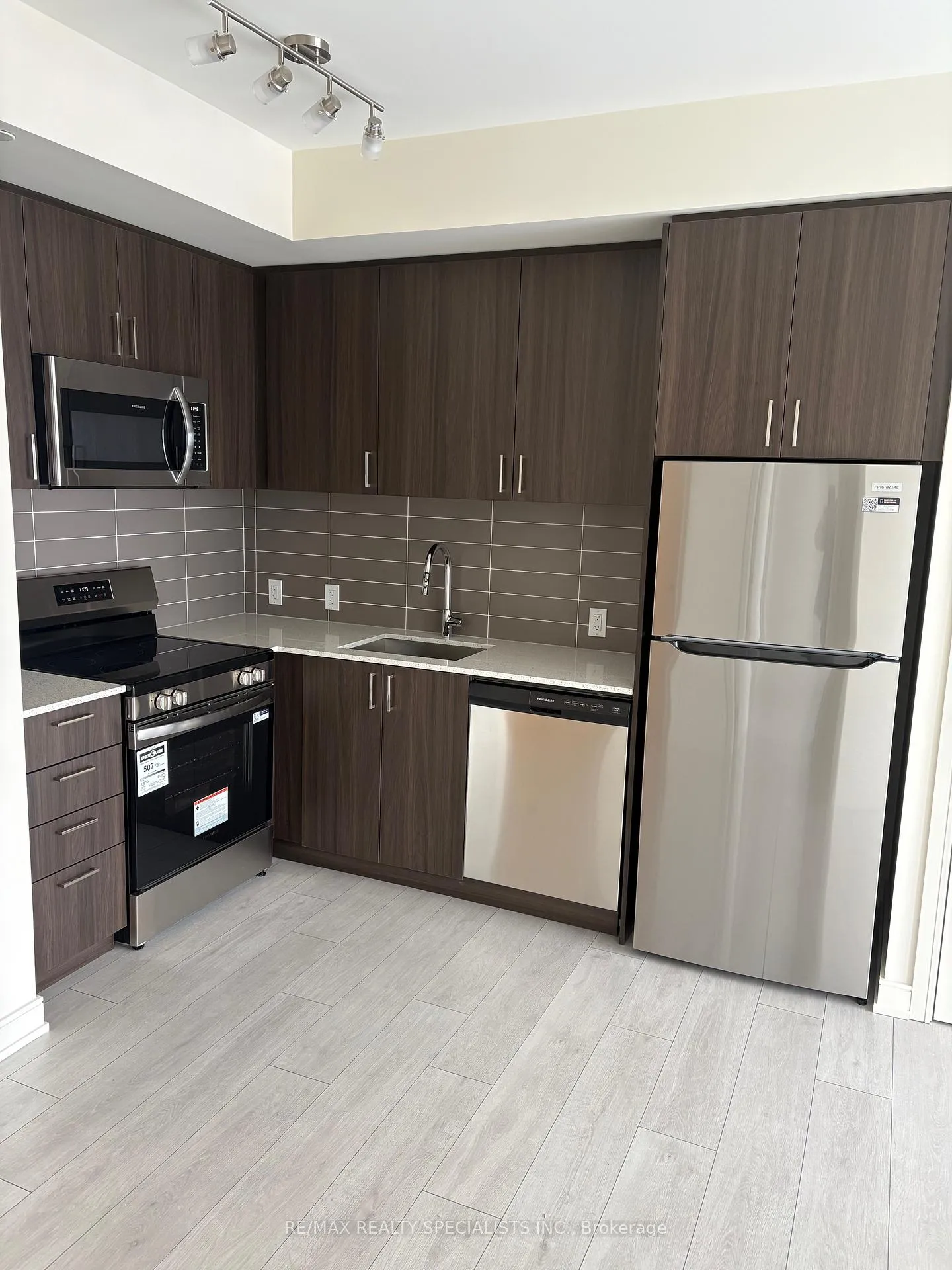 Photo 3 of Unit 1103, 8020 Derry Road, Milton, Coates — HOMEH