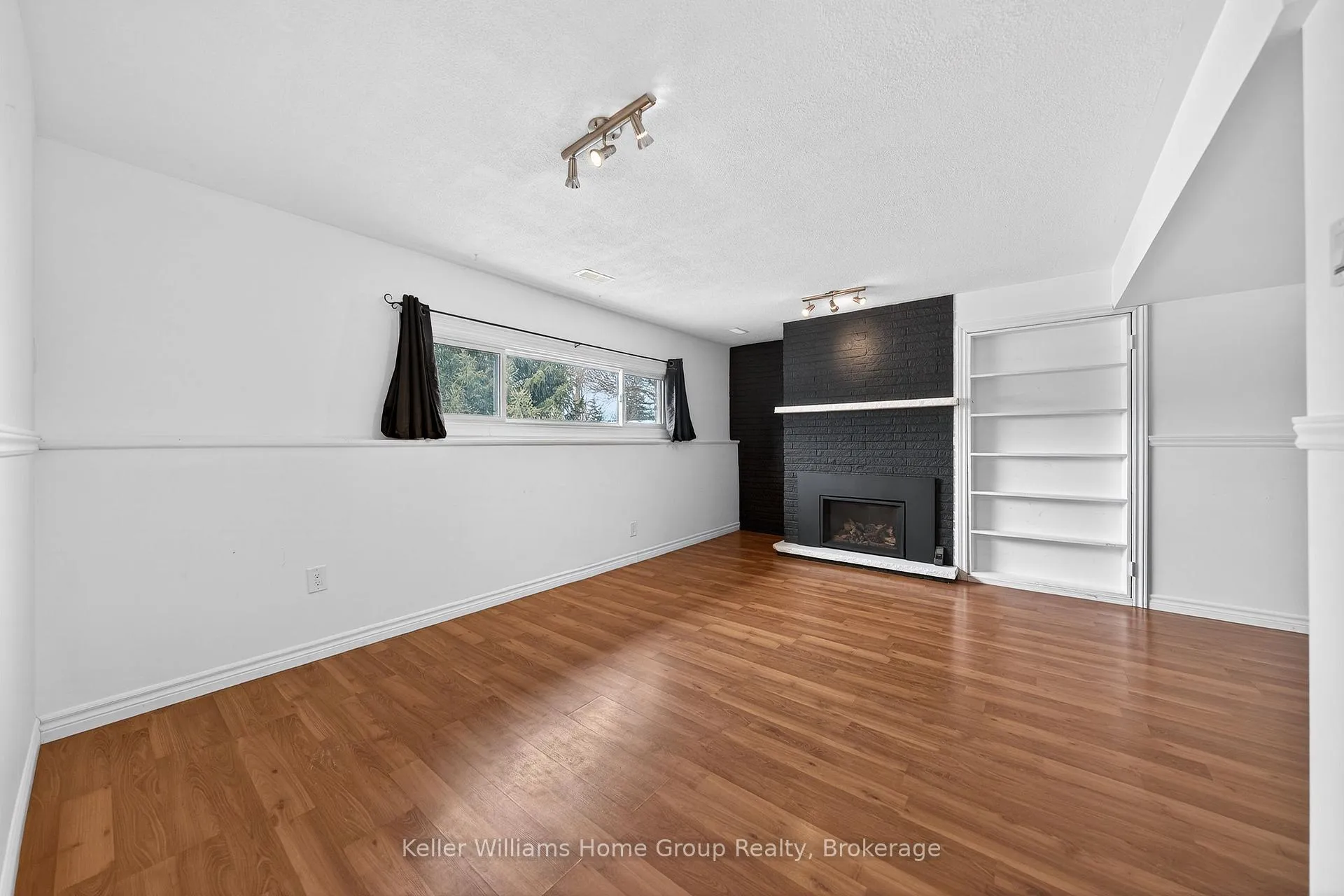 Photo 27 of 4 Torrance Crescent, Guelph, Exhibition Park — HOMEH