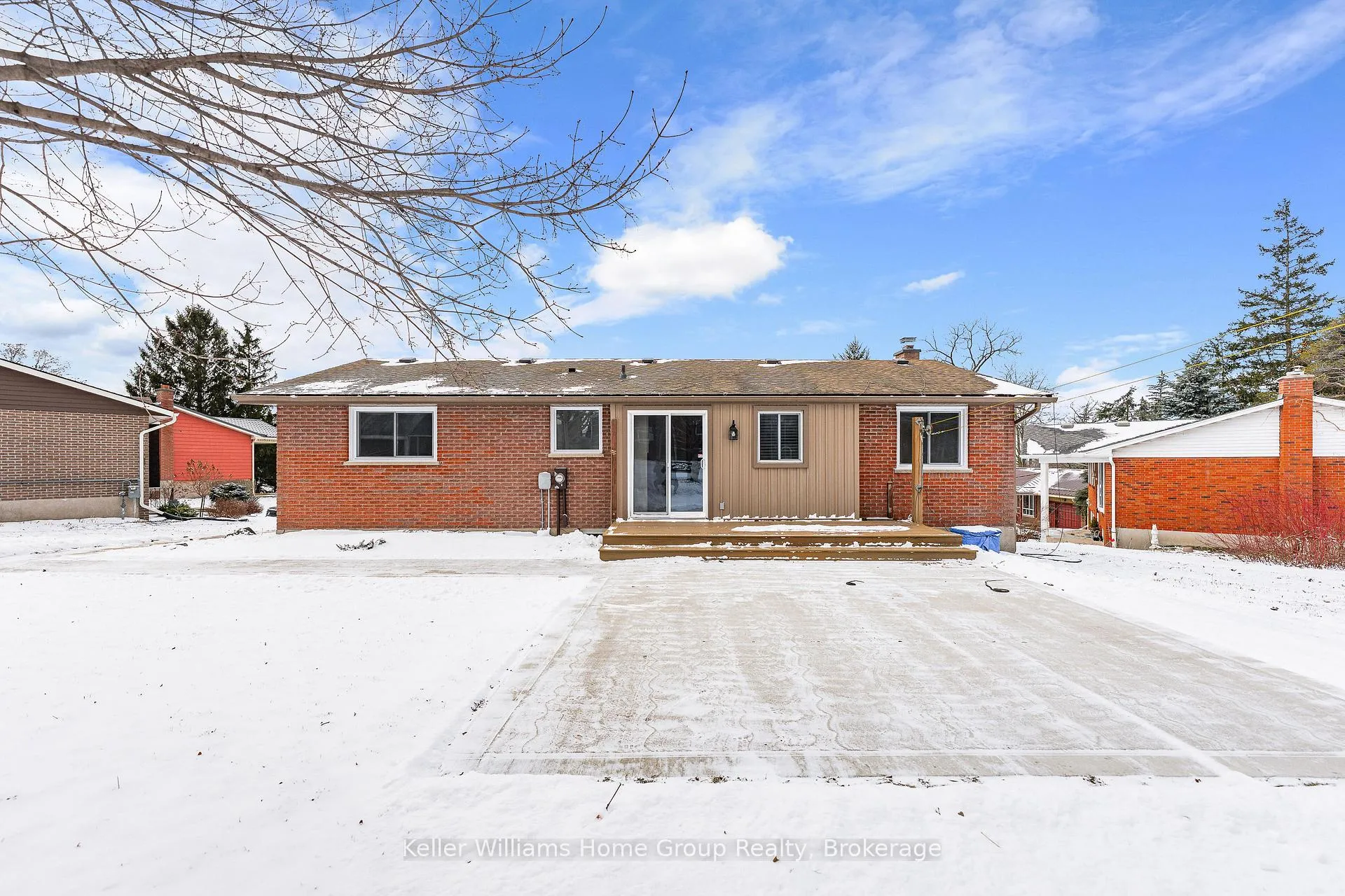 Photo 39 of 4 Torrance Crescent, Guelph, Exhibition Park — HOMEH