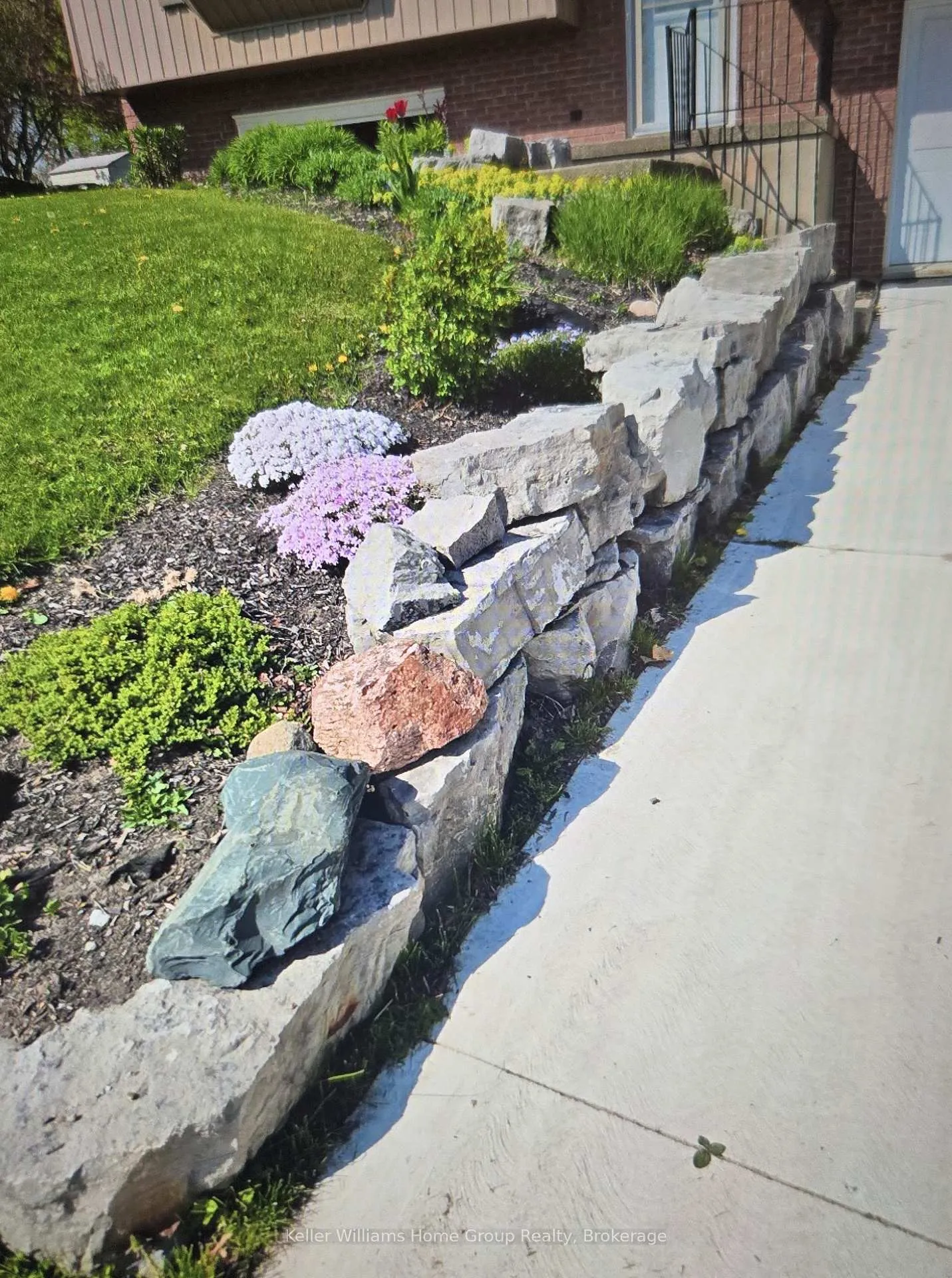Photo 45 of 4 Torrance Crescent, Guelph, Exhibition Park — HOMEH