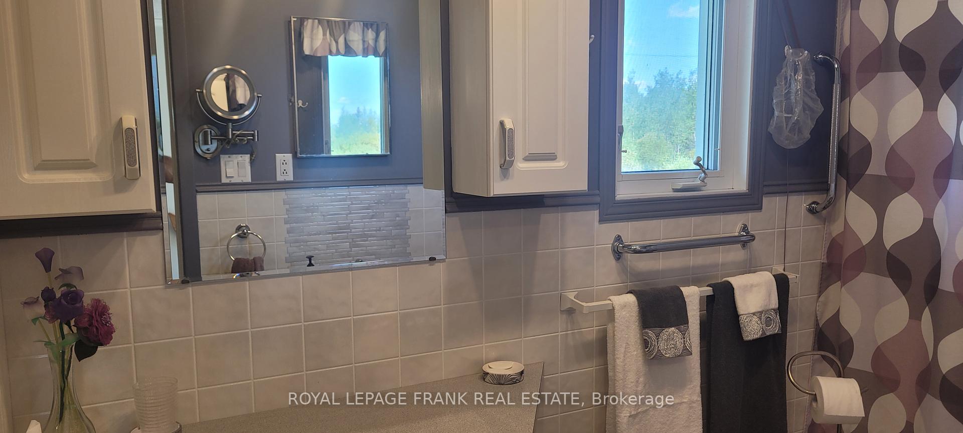 Photo 18 of 260 Plourde Road, Kapuskasing — HOMEH