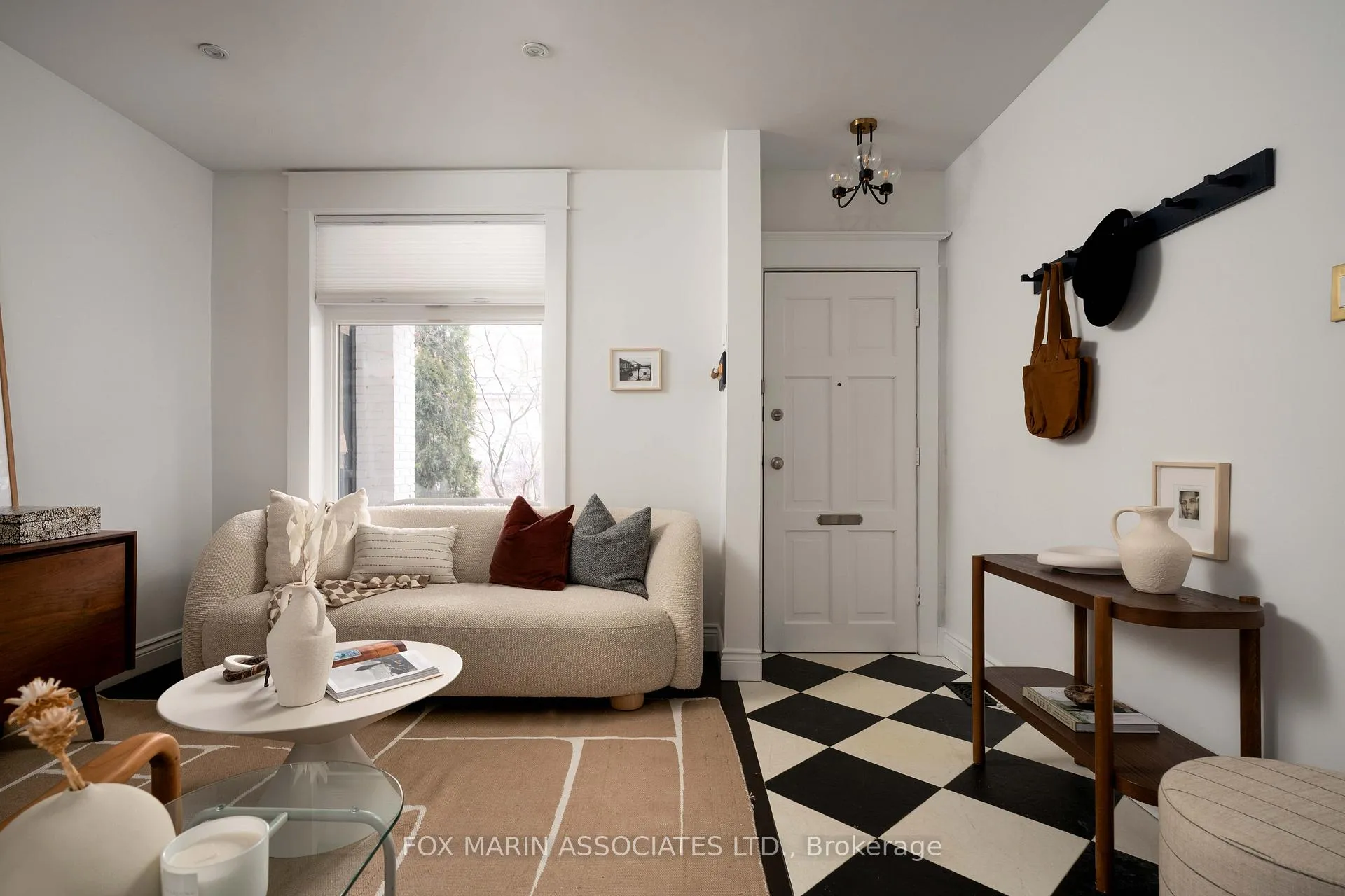 Photo 6 of 126 Roseheath Avenue, Toronto, Woodbine Corridor — HOMEH