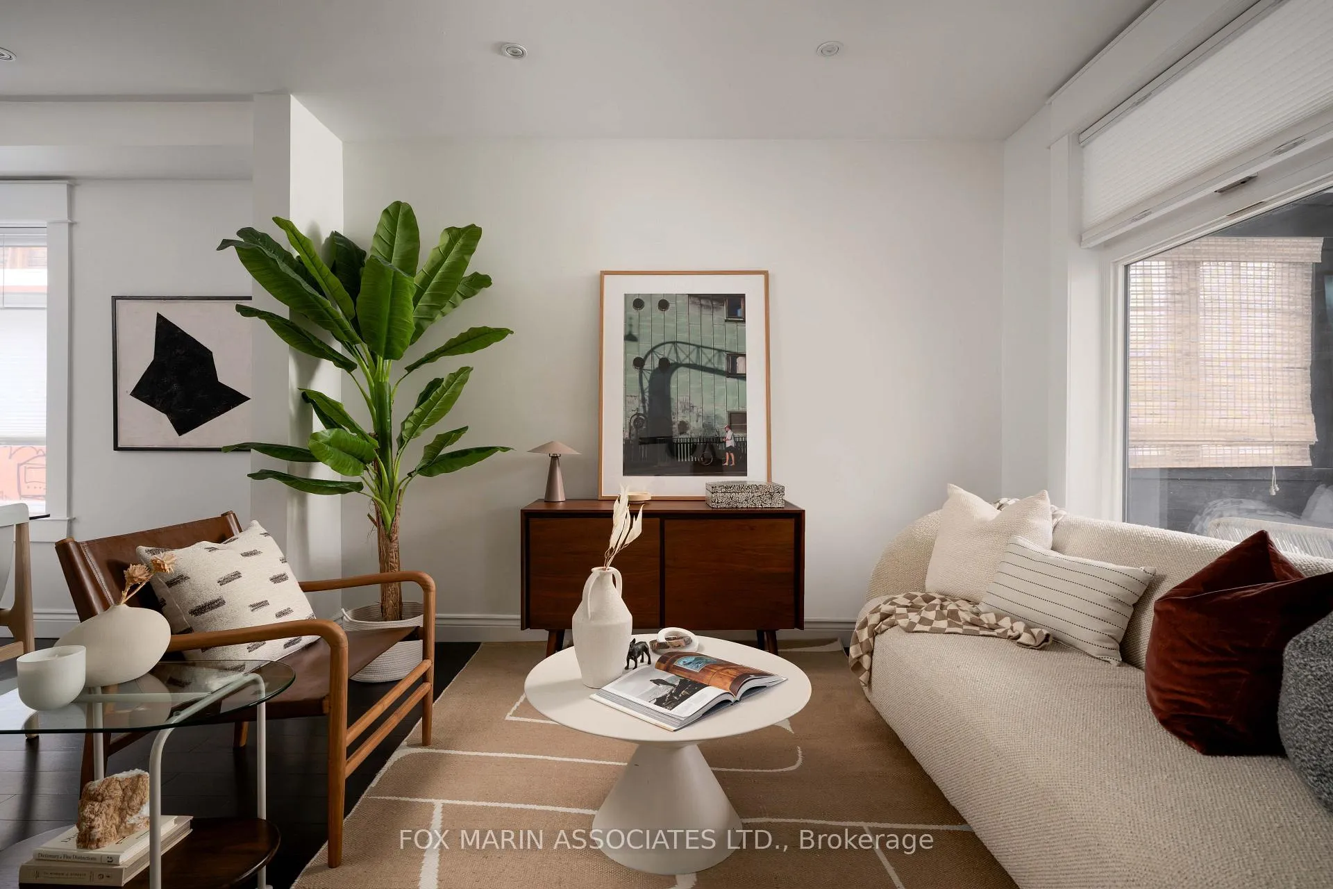 Photo 7 of 126 Roseheath Avenue, Toronto, Woodbine Corridor — HOMEH