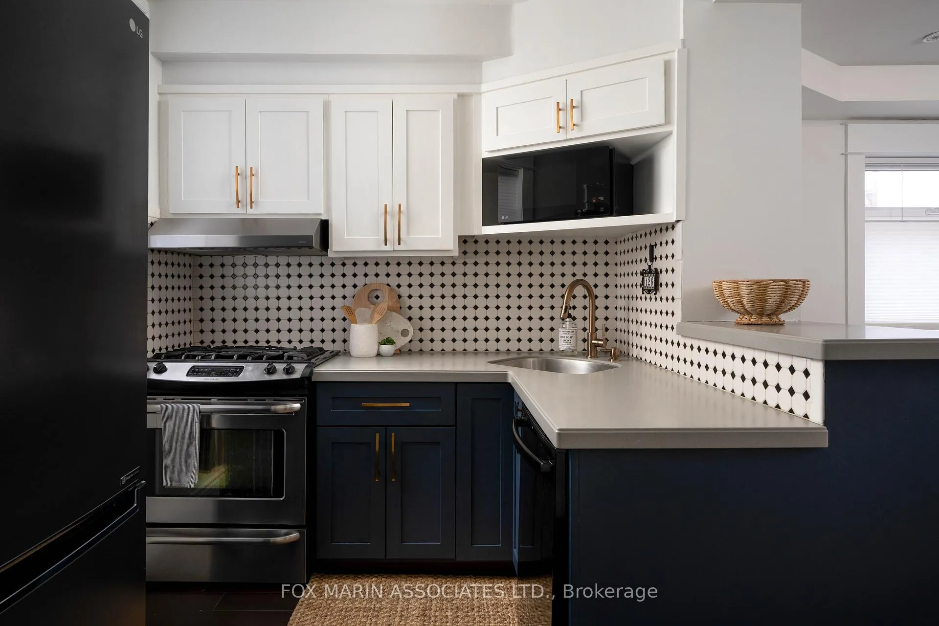 Photo 15 of 126 Roseheath Avenue, Toronto, Woodbine Corridor — HOMEH