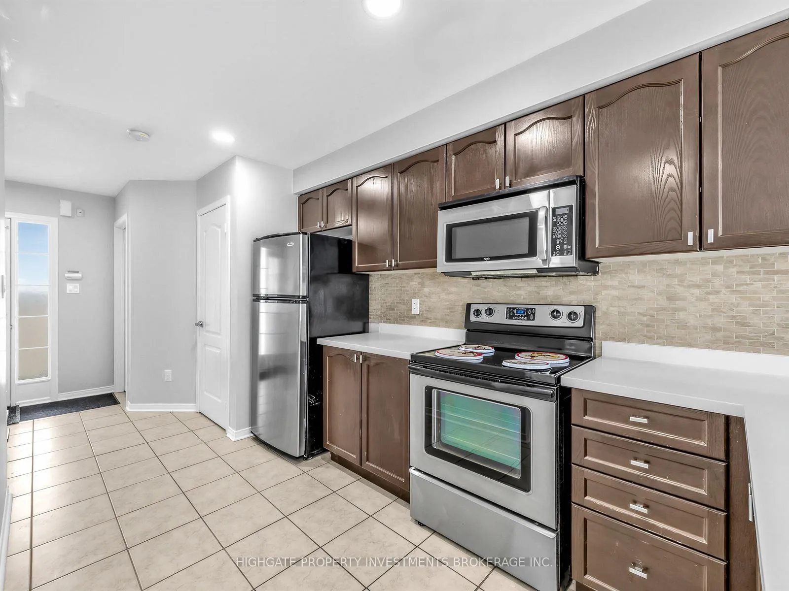 Photo 6 of 55 Todhunter Crescent, Ajax, Northeast Ajax — HOMEH