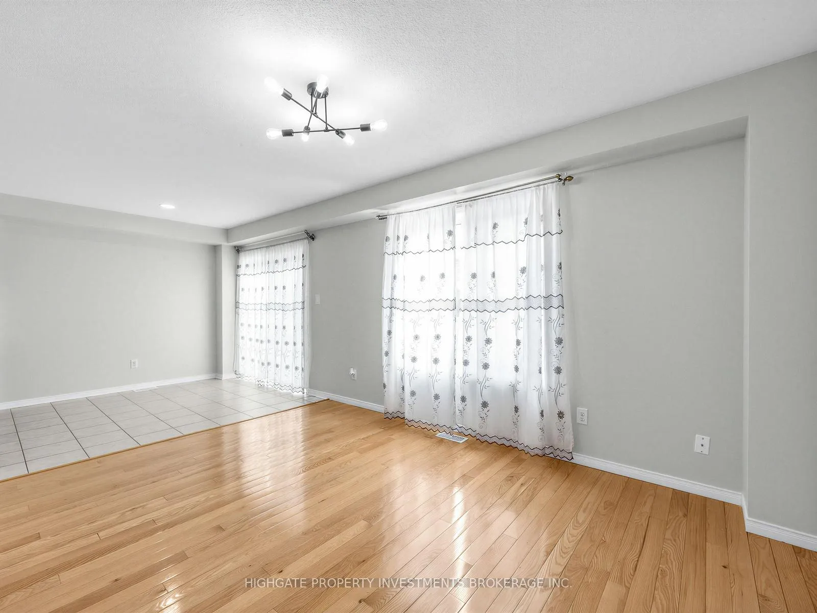 Photo 12 of 55 Todhunter Crescent, Ajax, Northeast Ajax — HOMEH
