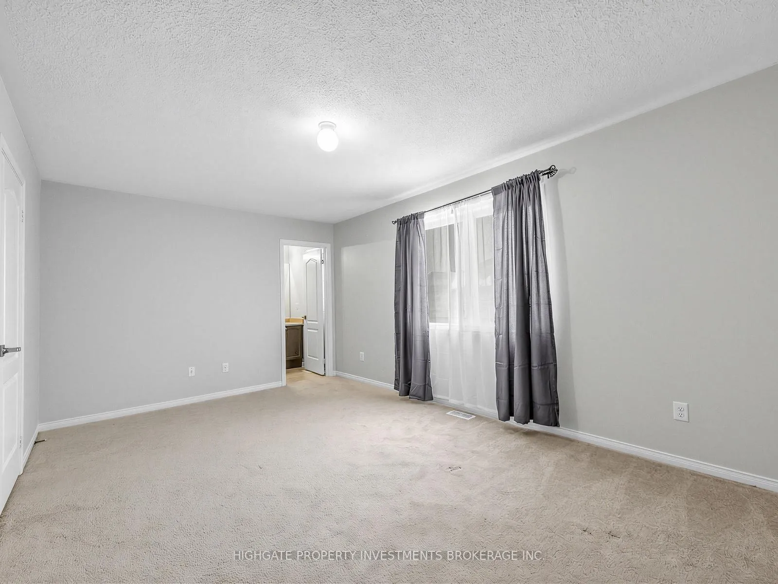 Photo 18 of 55 Todhunter Crescent, Ajax, Northeast Ajax — HOMEH
