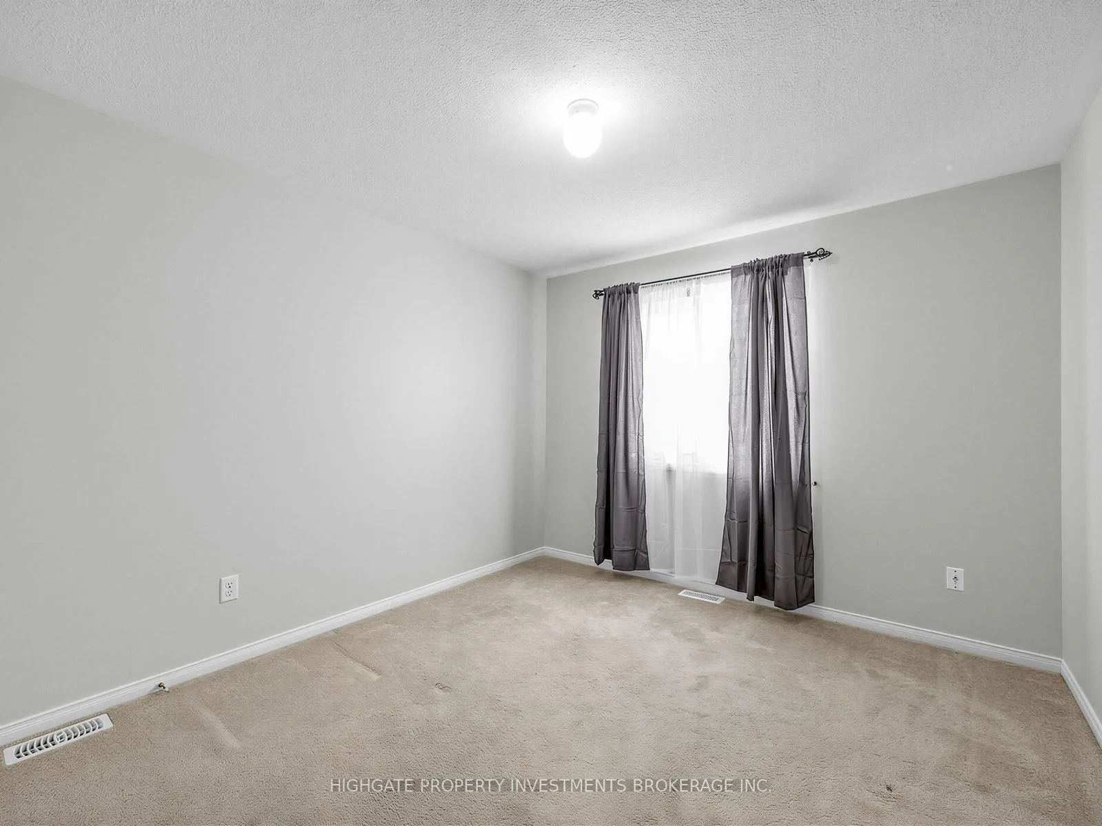 Photo 25 of 55 Todhunter Crescent, Ajax, Northeast Ajax — HOMEH
