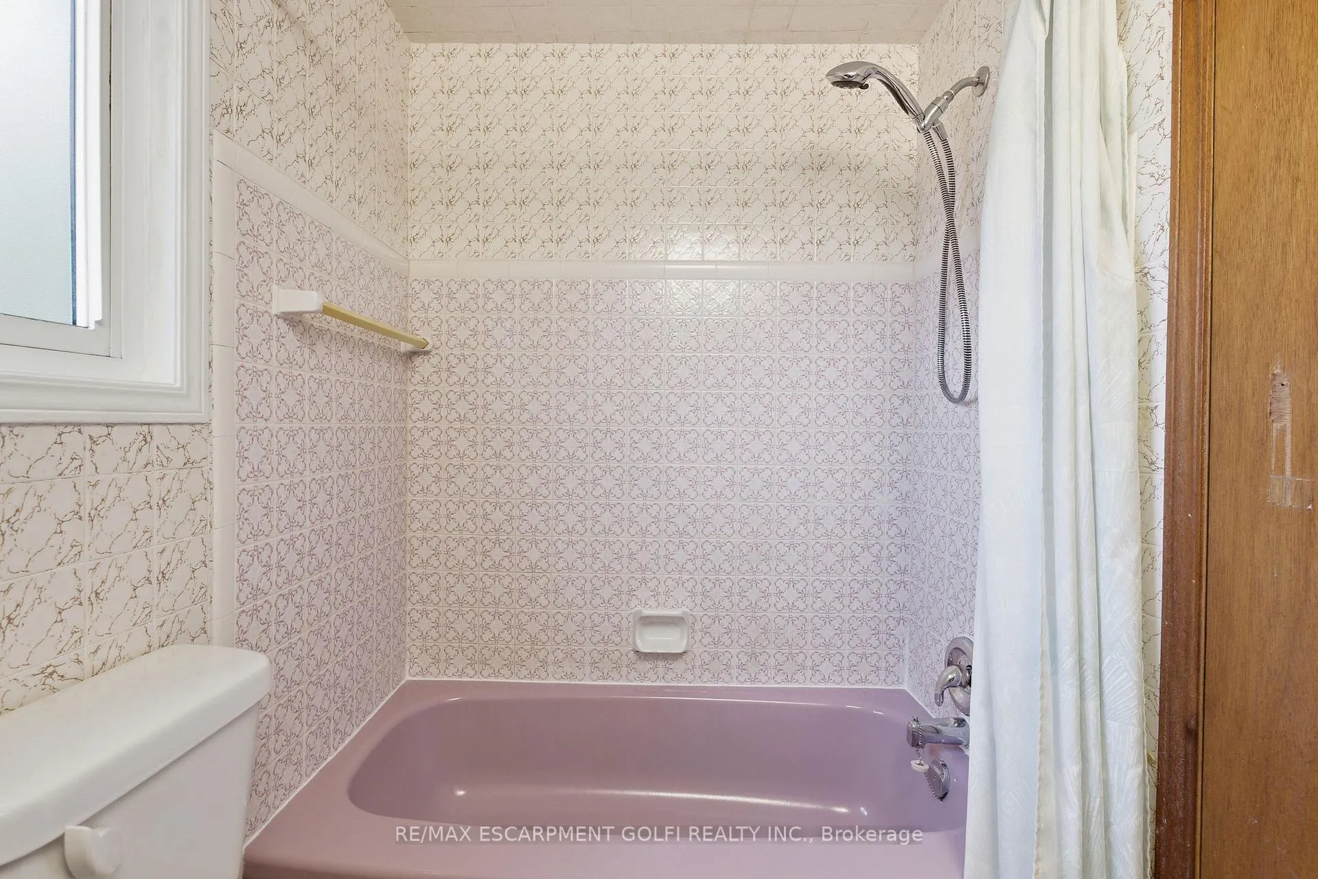 Photo 16 of 28 Bacall Crescent, Hamilton, Berrisfield — HOMEH