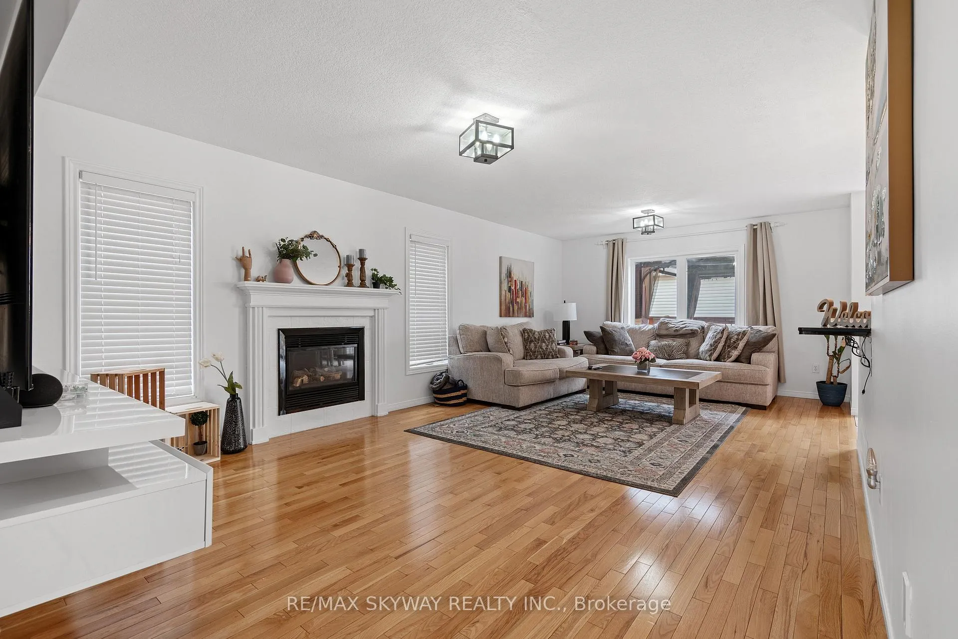 Photo 7 of 116 Severn Drive, Guelph, Grange Road — HOMEH