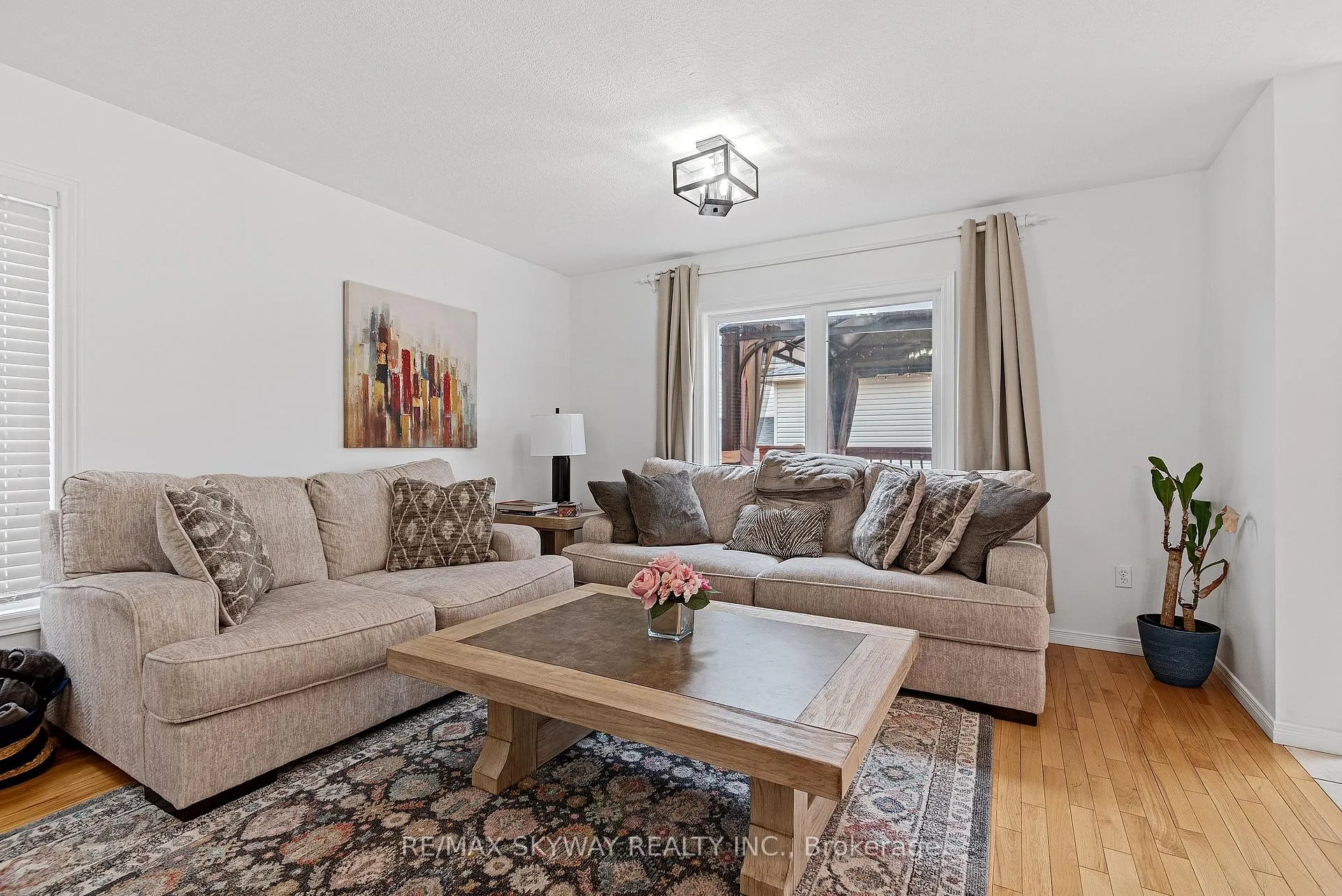 Photo 9 of 116 Severn Drive, Guelph, Grange Road — HOMEH