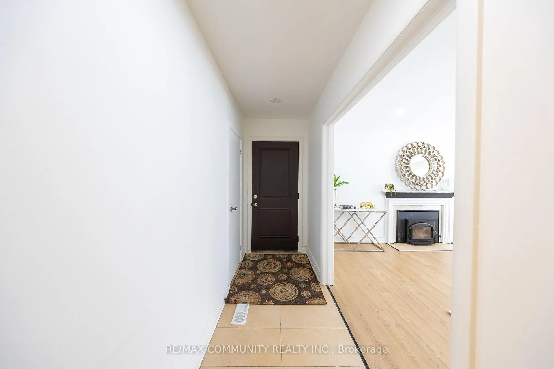 Photo 5 of 180 Severn Street, Oshawa, McLaughlin — HOMEH