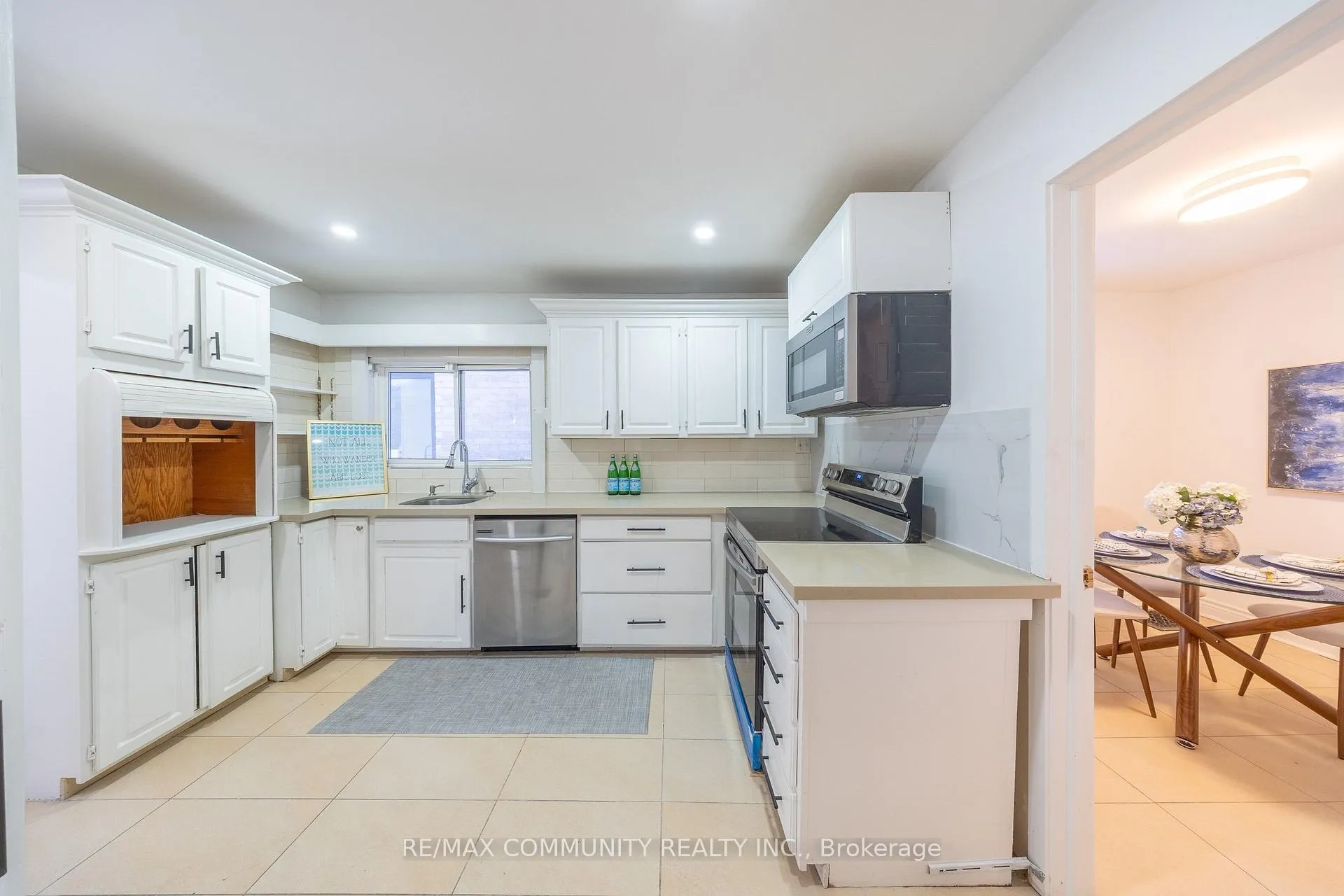 Photo 6 of 180 Severn Street, Oshawa, McLaughlin — HOMEH
