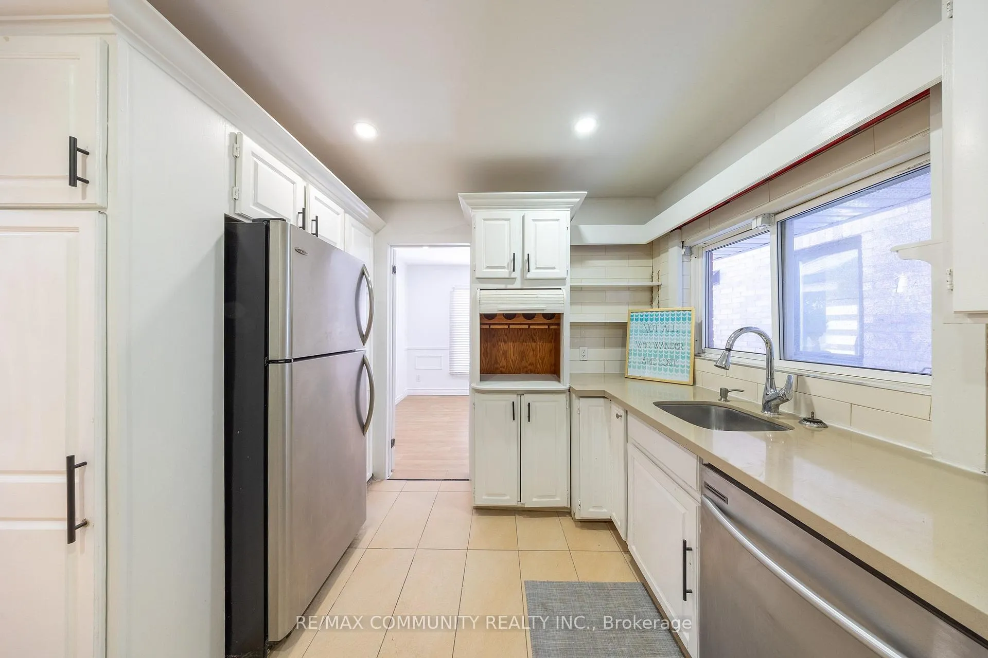 Photo 8 of 180 Severn Street, Oshawa, McLaughlin — HOMEH