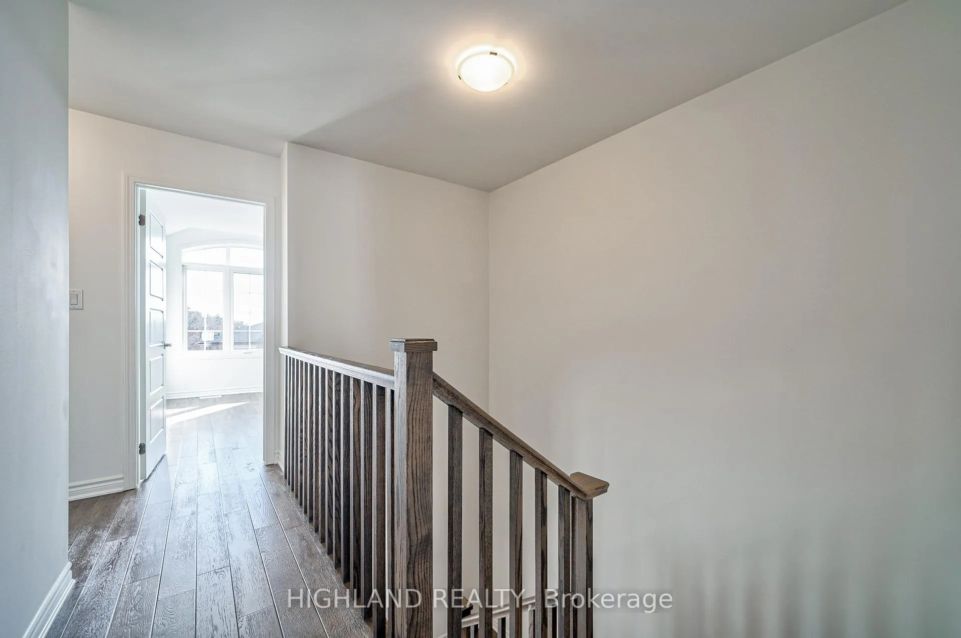 Photo 10 of 141 Settlers Road E, Oakville, Glenorchy — HOMEH