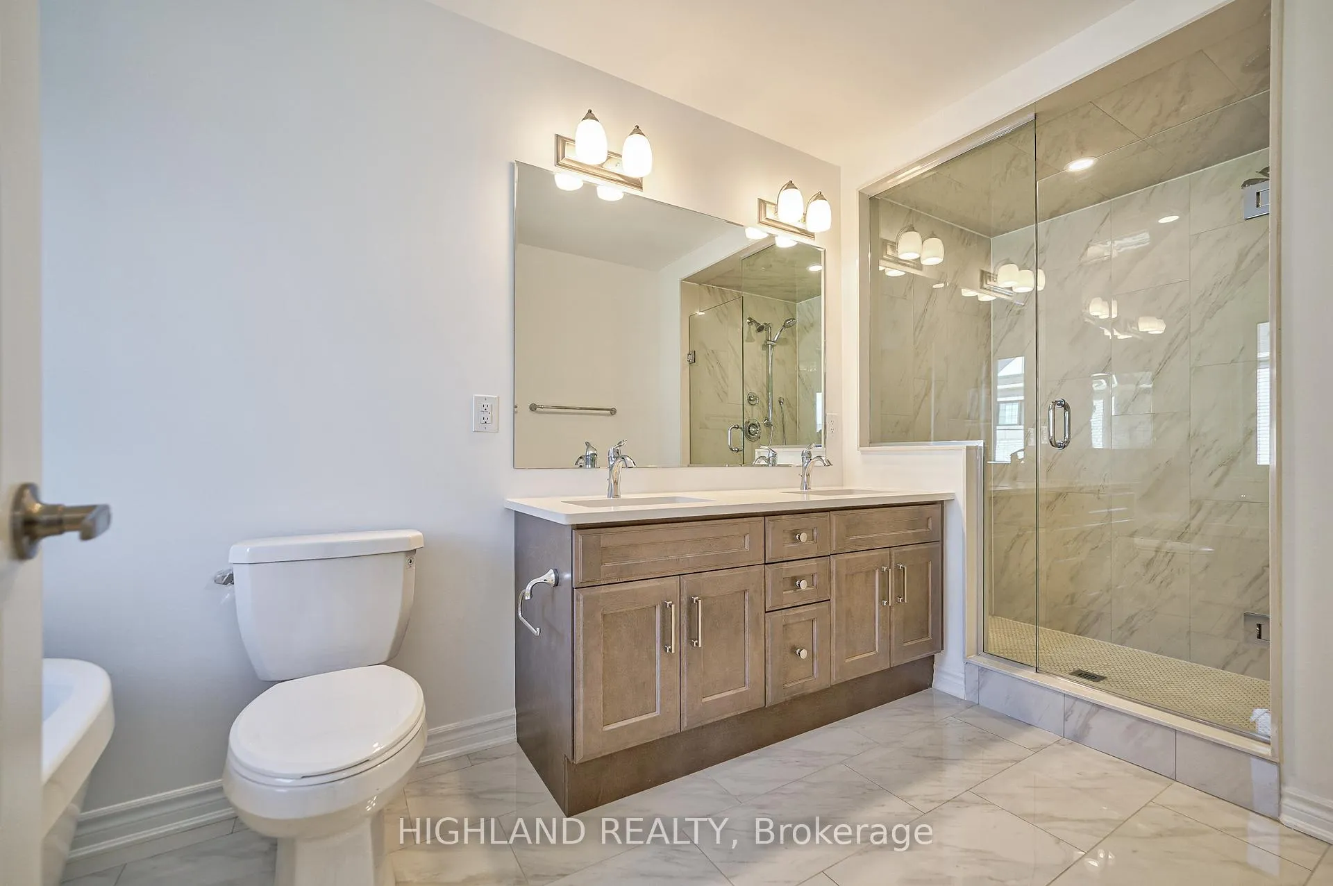 Photo 14 of 141 Settlers Road E, Oakville, Glenorchy — HOMEH