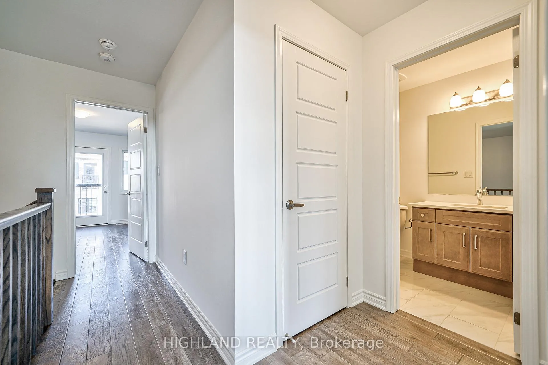 Photo 38 of 141 Settlers Road E, Oakville, Glenorchy — HOMEH