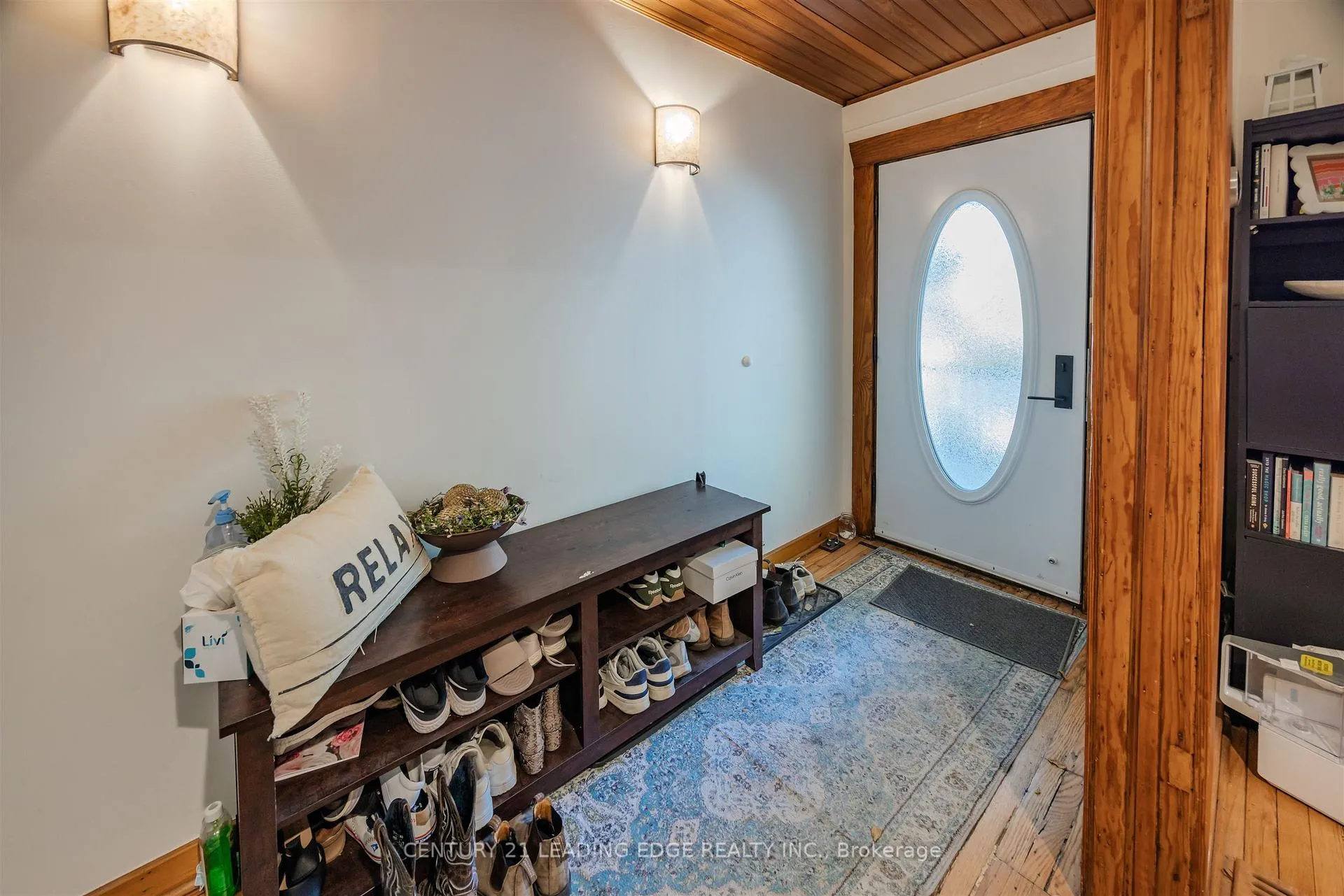 Photo 11 of 9 Balmy Avenue, Toronto, The Beaches — HOMEH