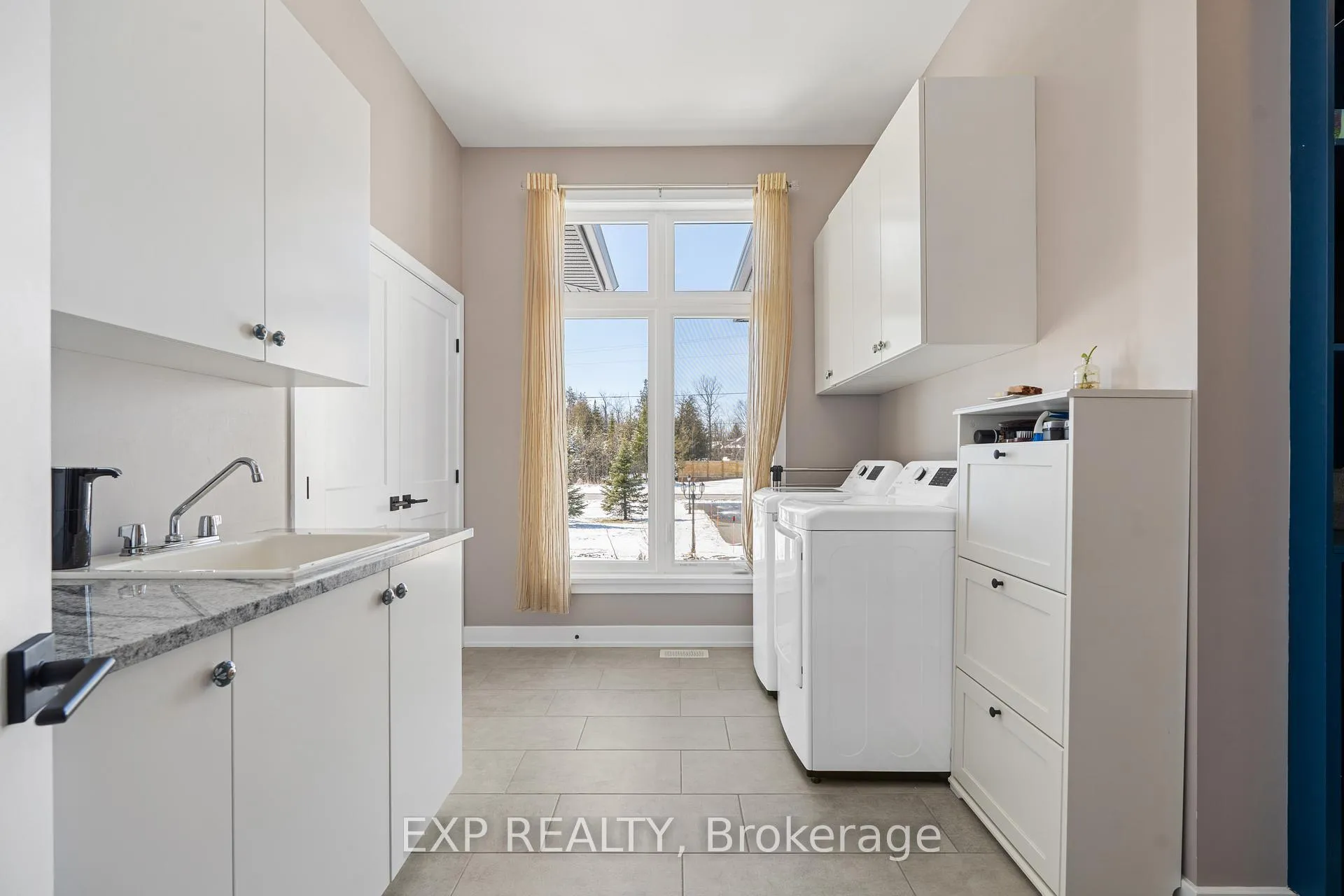 Photo 14 of 121 Landians Way, Beckwith, Beckwith Twp — HOMEH