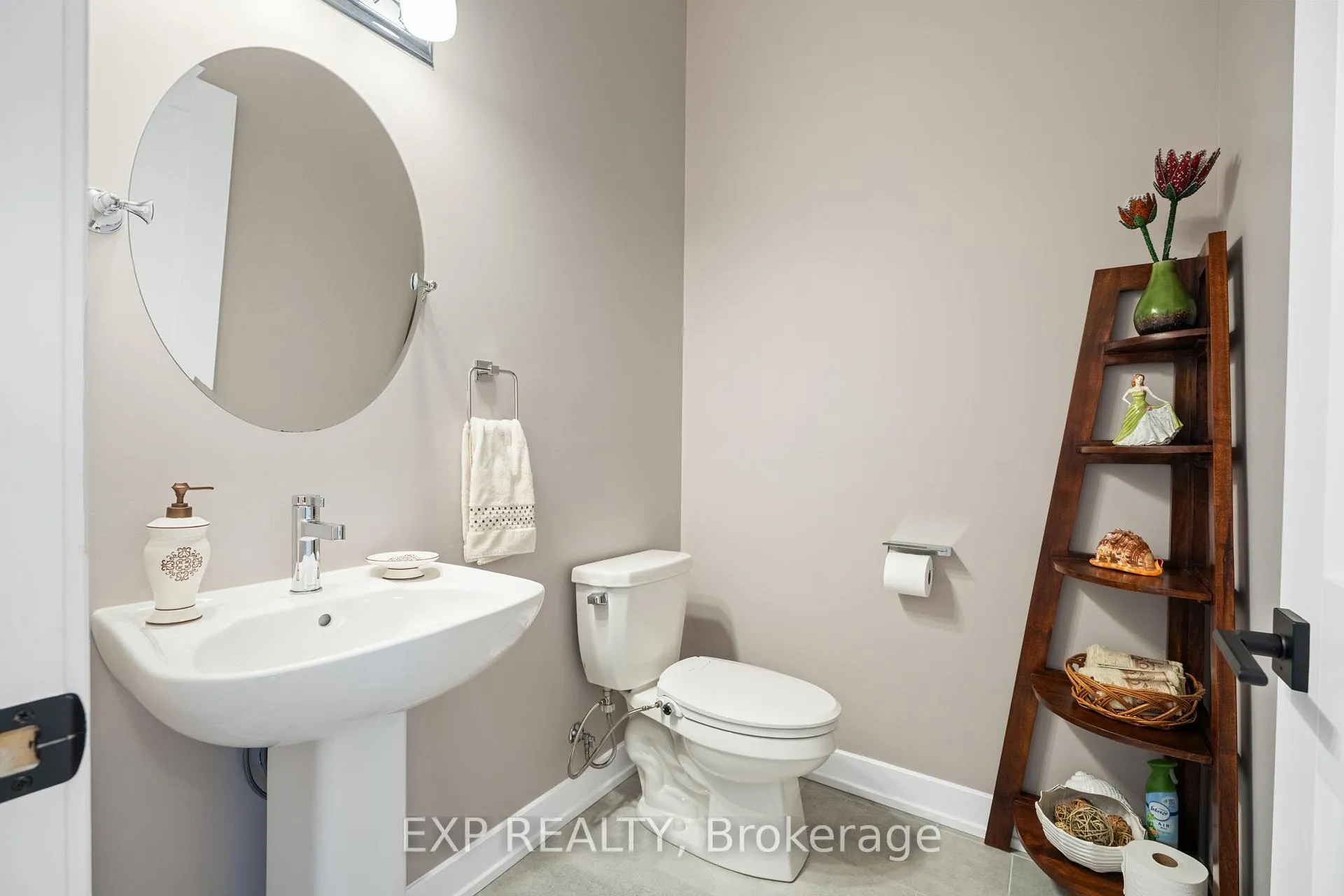 Photo 16 of 121 Landians Way, Beckwith, Beckwith Twp — HOMEH