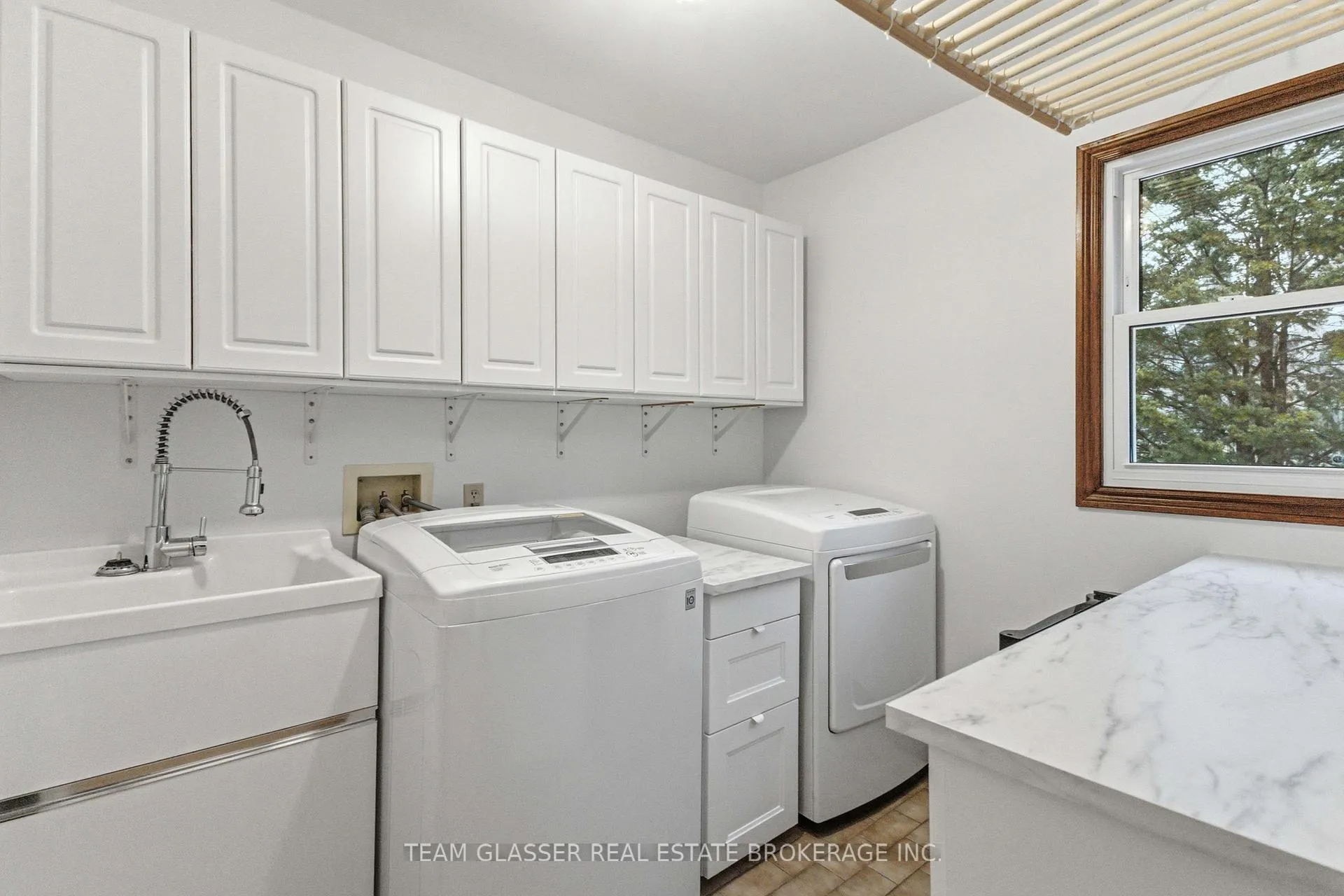 Photo 23 of 86 Blackburn Crescent, Middlesex Centre, Kilworth — HOMEH