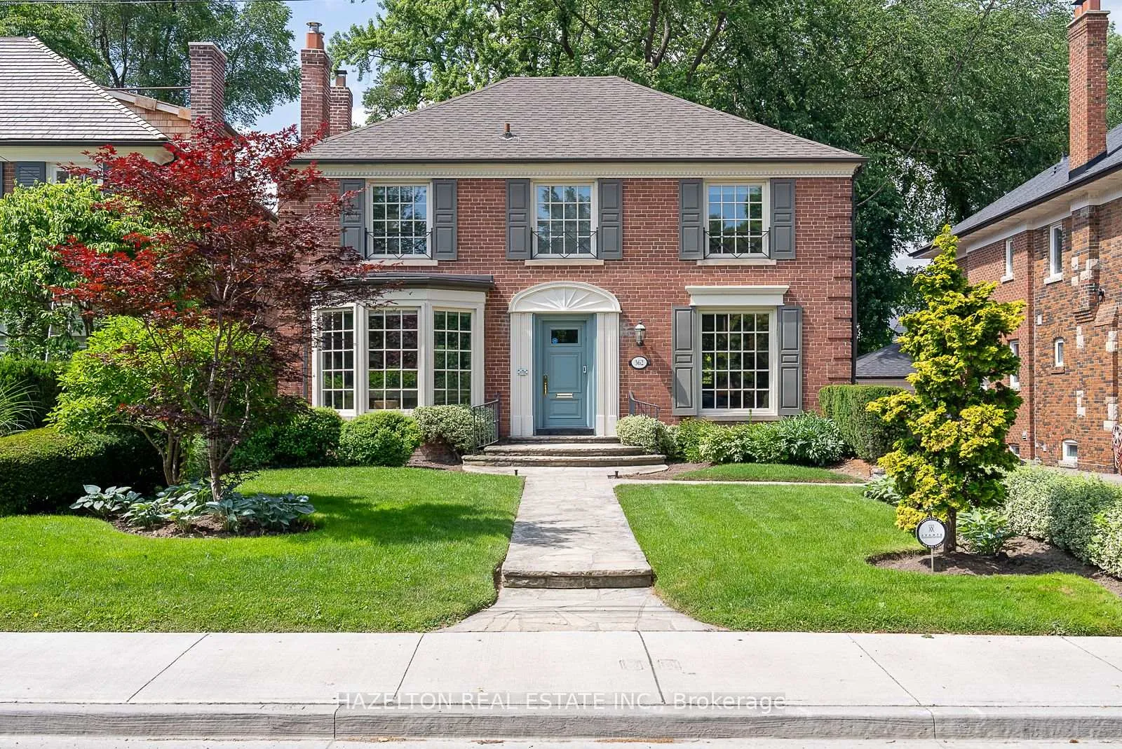 Front of 362 Glencairn Avenue